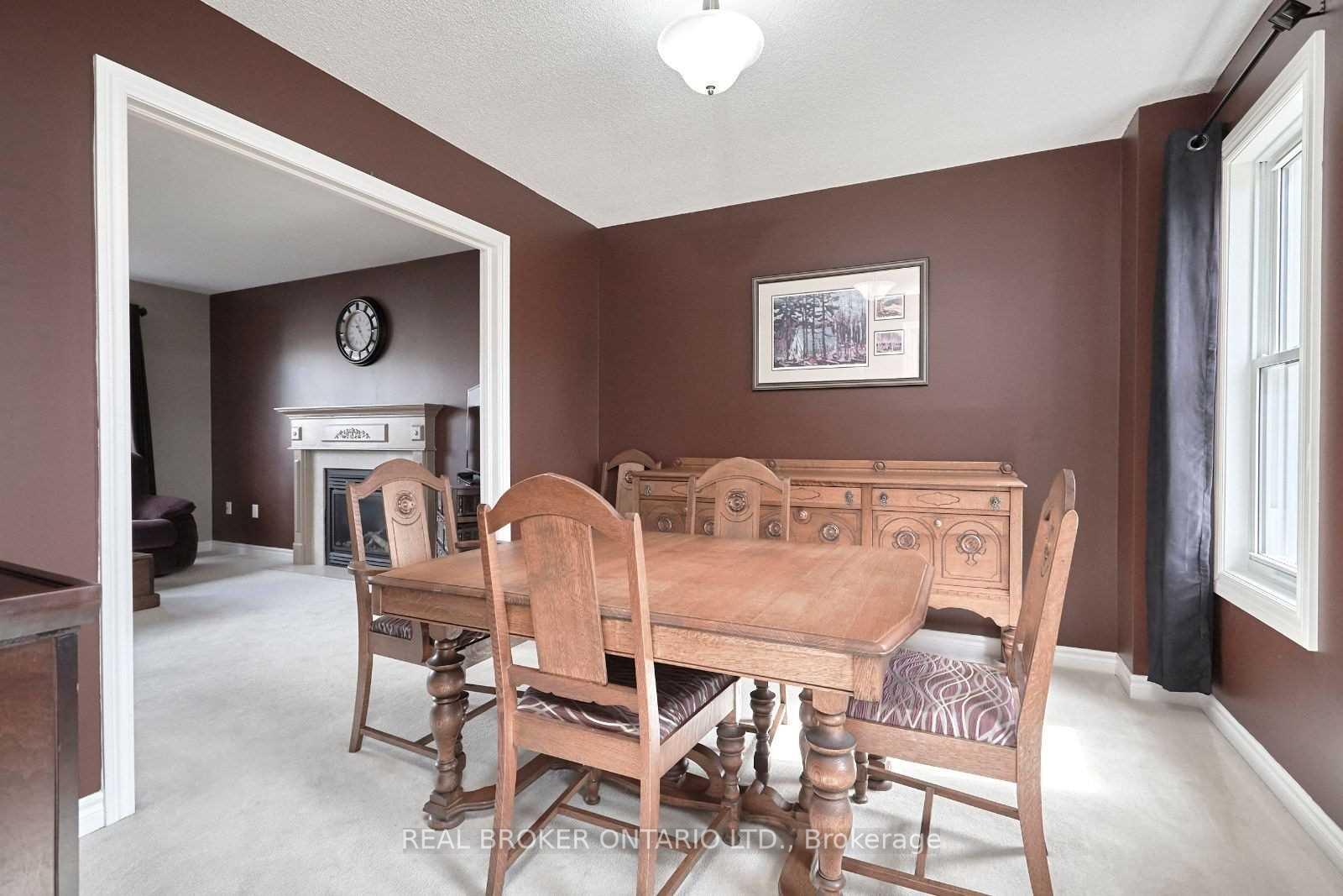 Photo 4 of 41 Darcel Crescent, Barrie, East Bayfield — HOMEH