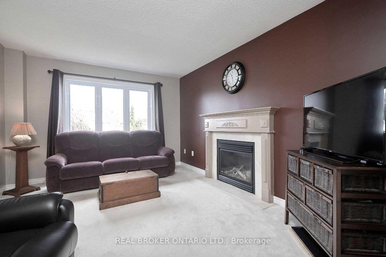 Photo 6 of 41 Darcel Crescent, Barrie, East Bayfield — HOMEH