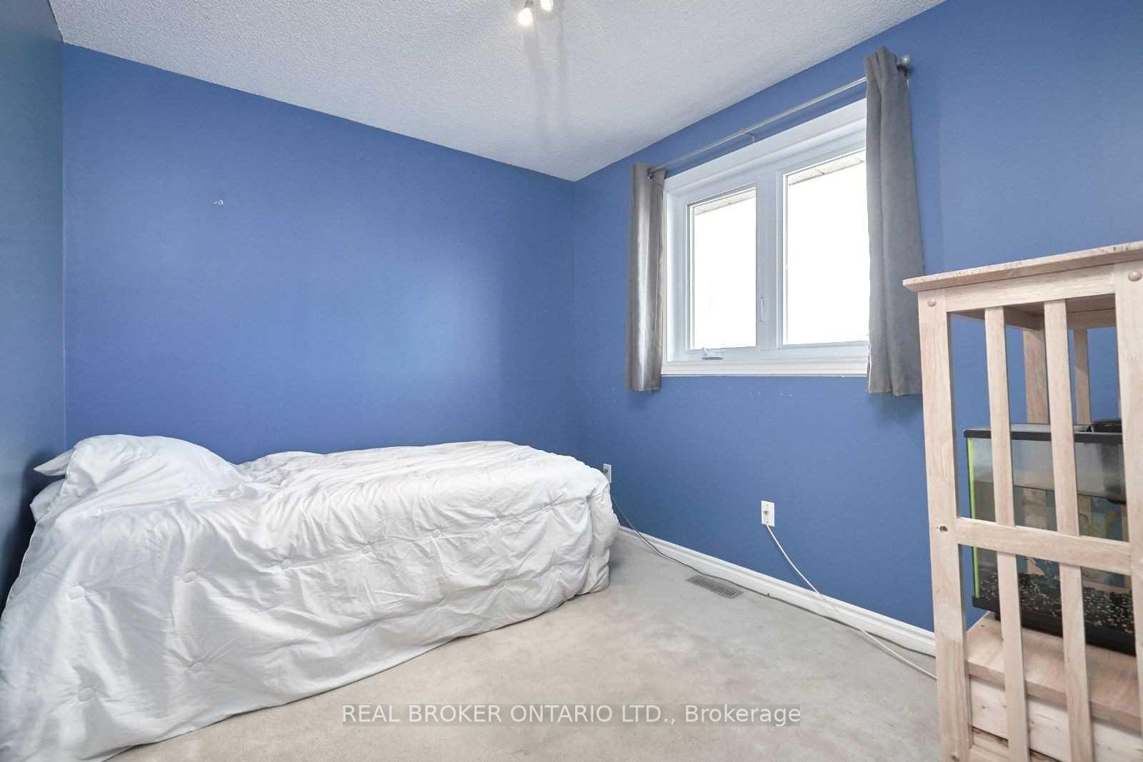Photo 9 of 41 Darcel Crescent, Barrie, East Bayfield — HOMEH