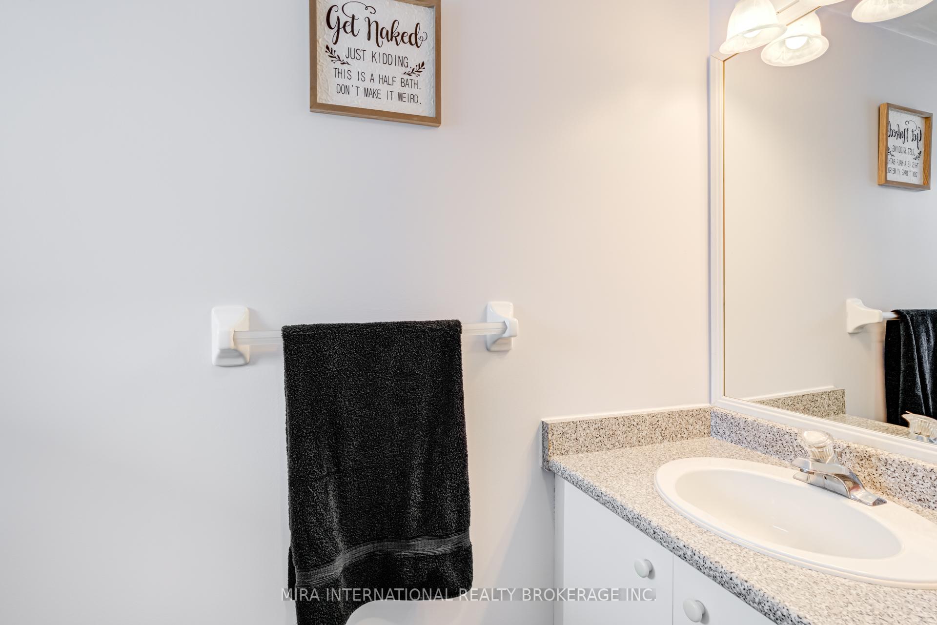 Photo 10 of 64 Roseheath Drive, Vaughan, Maple — HOMEH