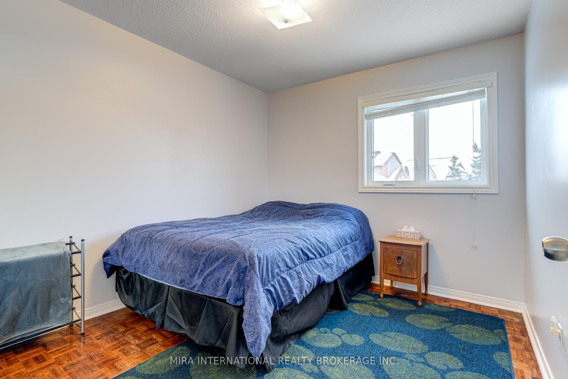 Photo 15 of 64 Roseheath Drive, Vaughan, Maple — HOMEH