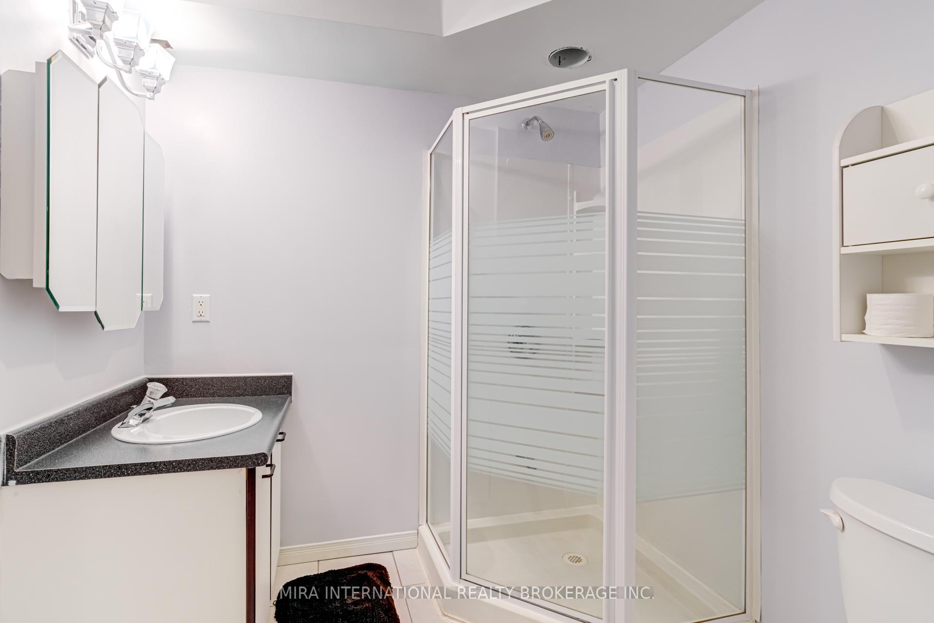 Photo 20 of 64 Roseheath Drive, Vaughan, Maple — HOMEH