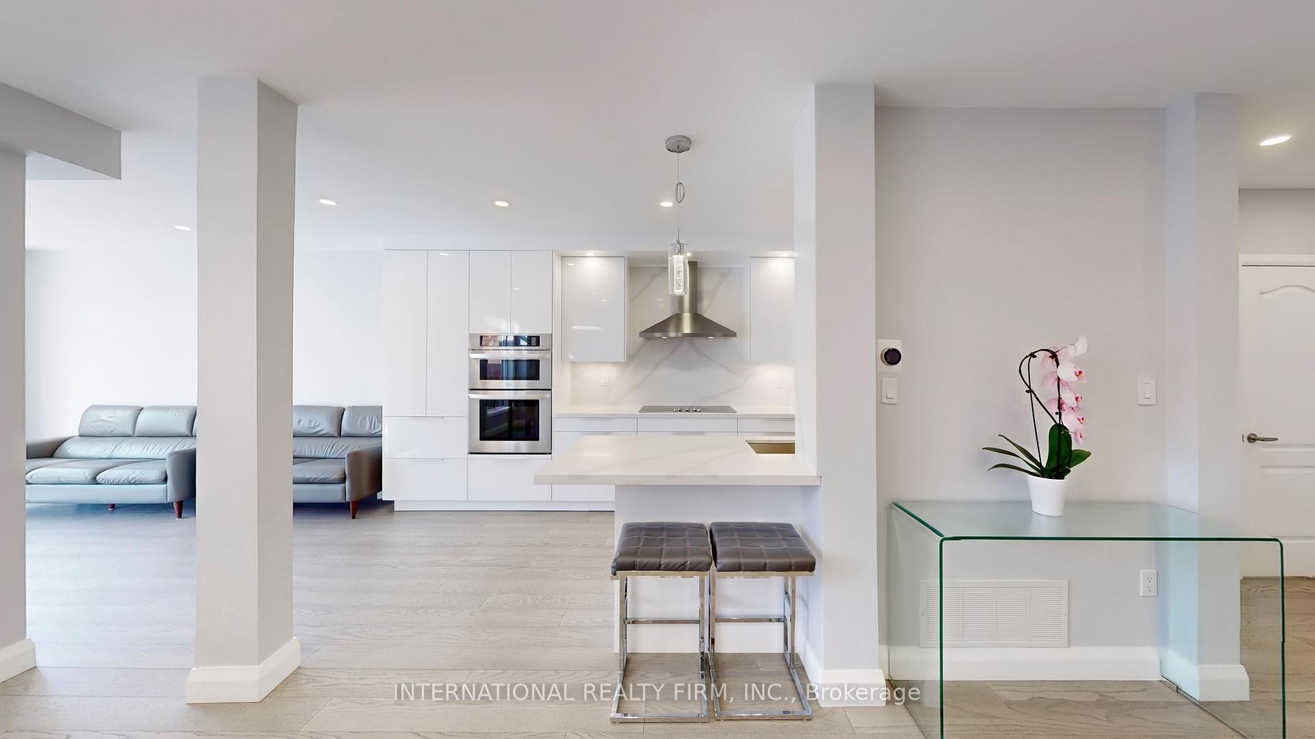 Photo 17 of 31 Haymer Drive, Vaughan, Maple — HOMEH