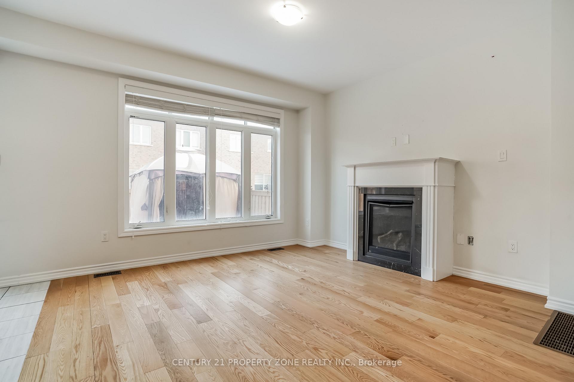 Photo 8 of Unit Upper, 38 Dolobram Trail, Brampton, Northwest Brampton — HOMEH