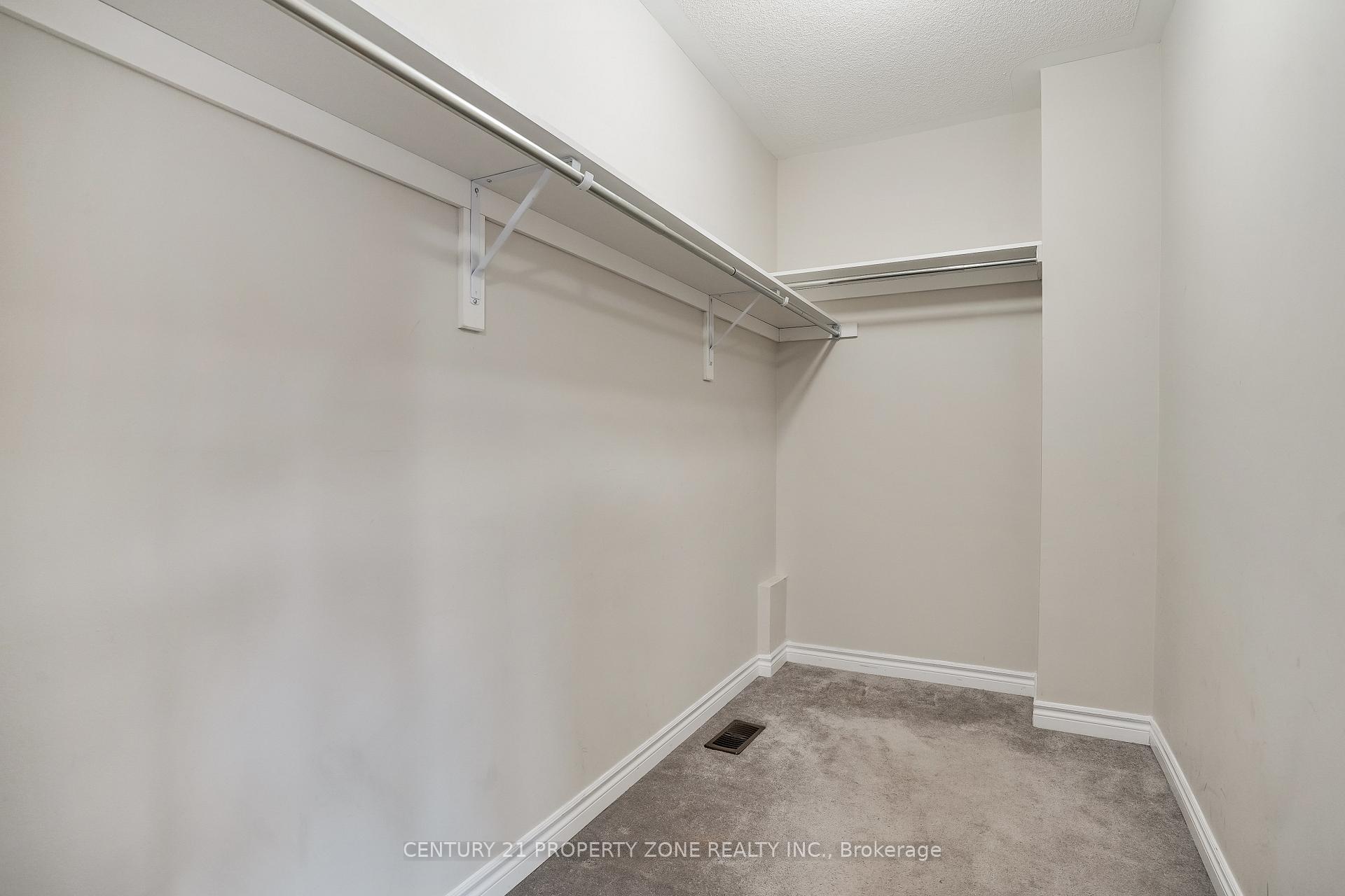 Photo 15 of Unit Upper, 38 Dolobram Trail, Brampton, Northwest Brampton — HOMEH