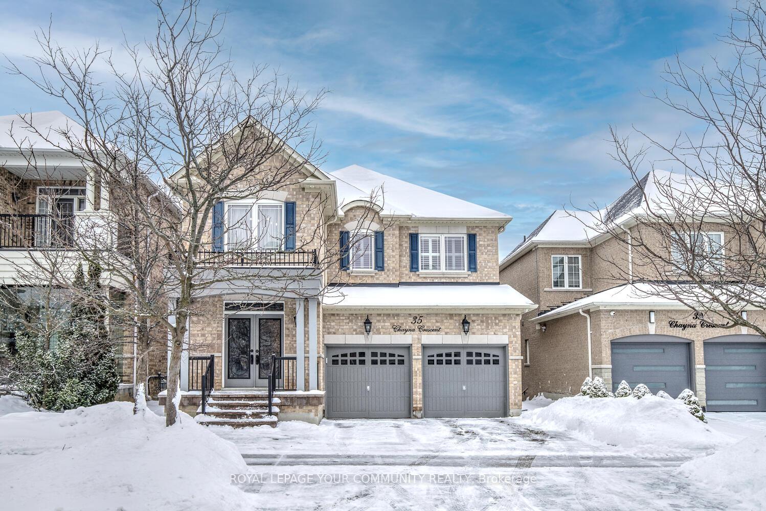 Front of 35 Chayna Crescent