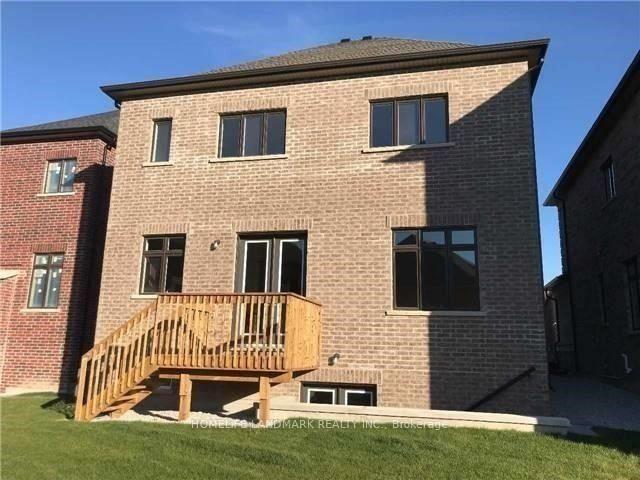 Photo 17 of 111 Hamster Crescent, Aurora, Rural Aurora — HOMEH