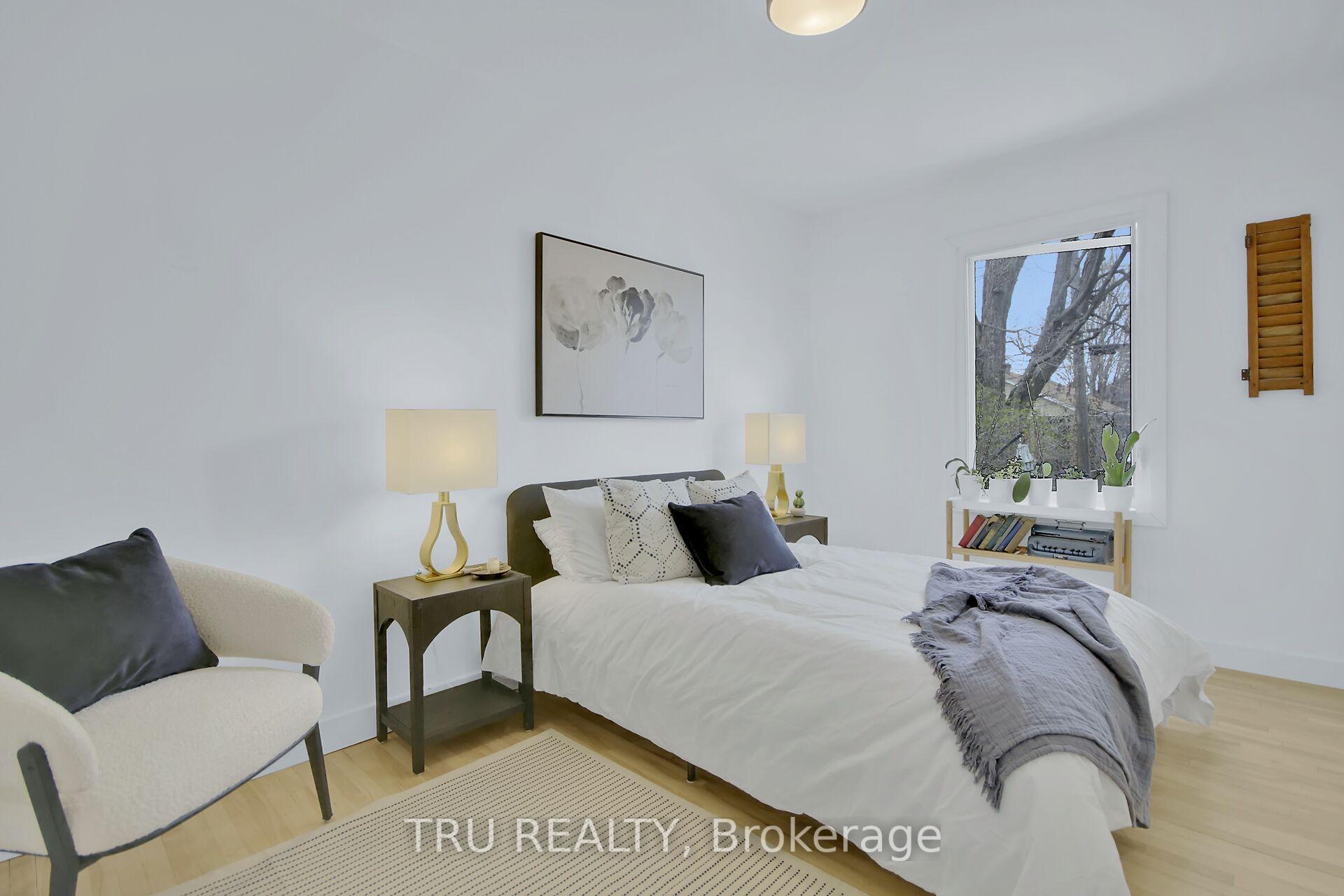 Photo 10 of 1311 Laperriere Avenue, Ottawa, Carlington — HOMEH