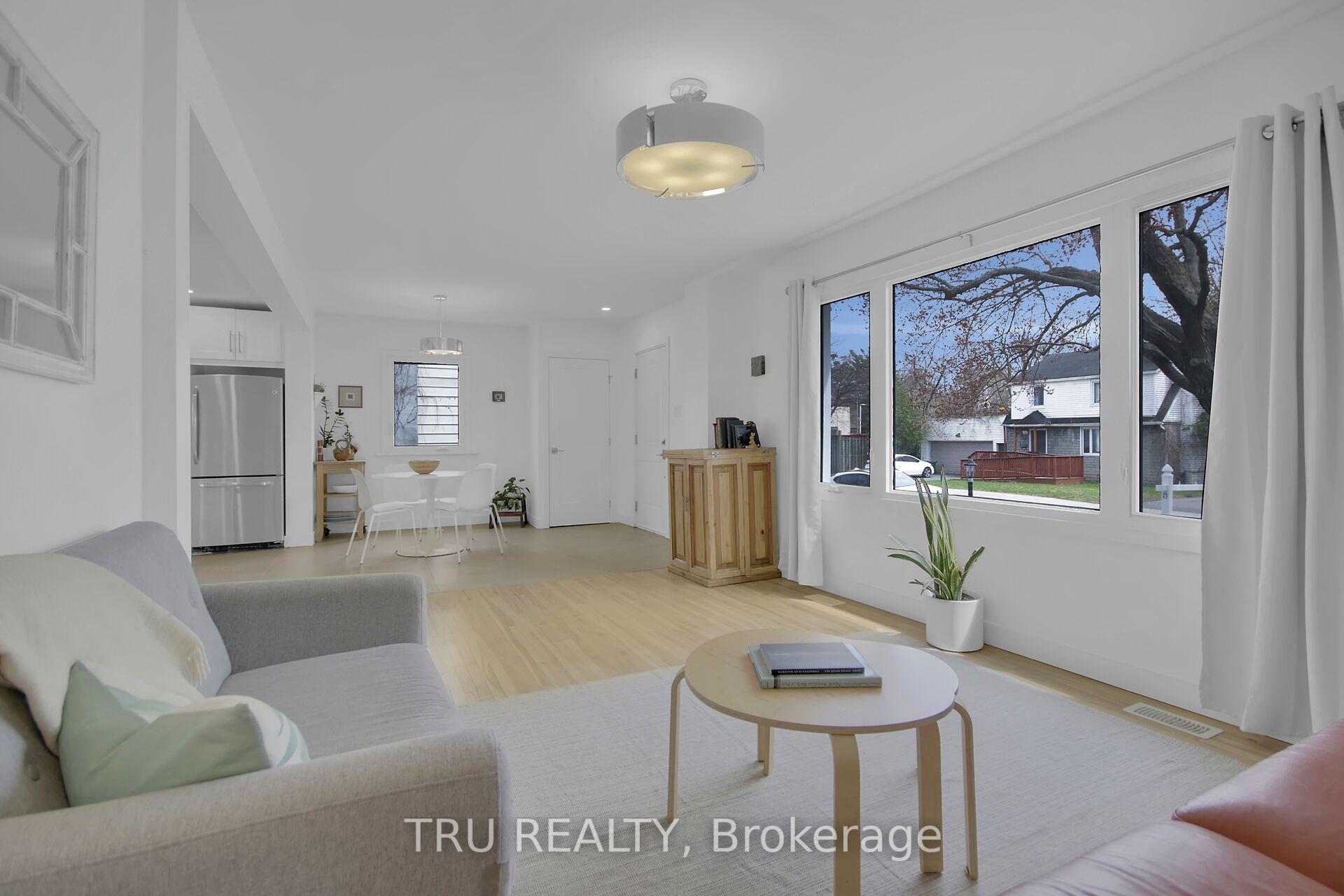 Photo 12 of 1311 Laperriere Avenue, Ottawa, Carlington — HOMEH