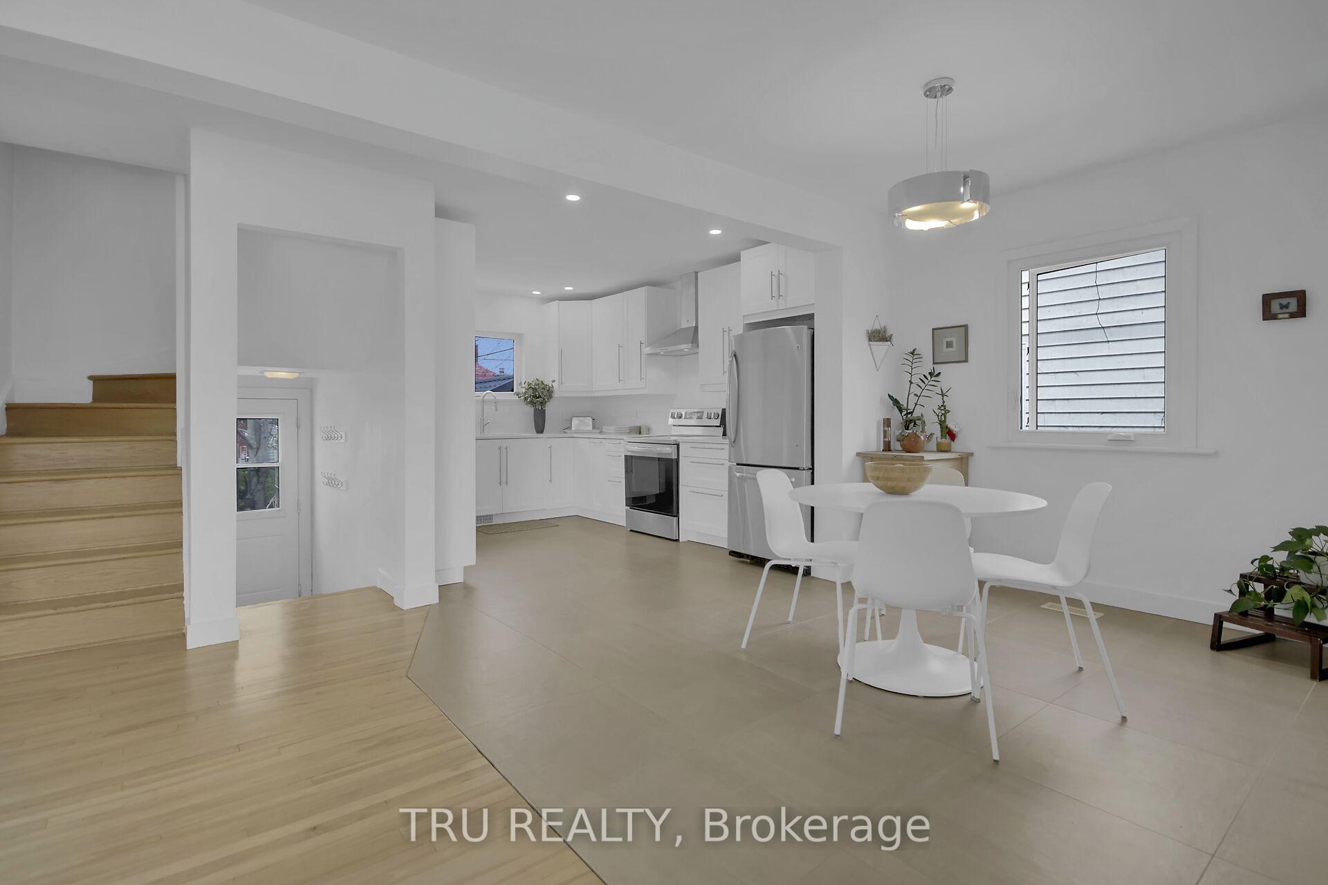Photo 15 of 1311 Laperriere Avenue, Ottawa, Carlington — HOMEH