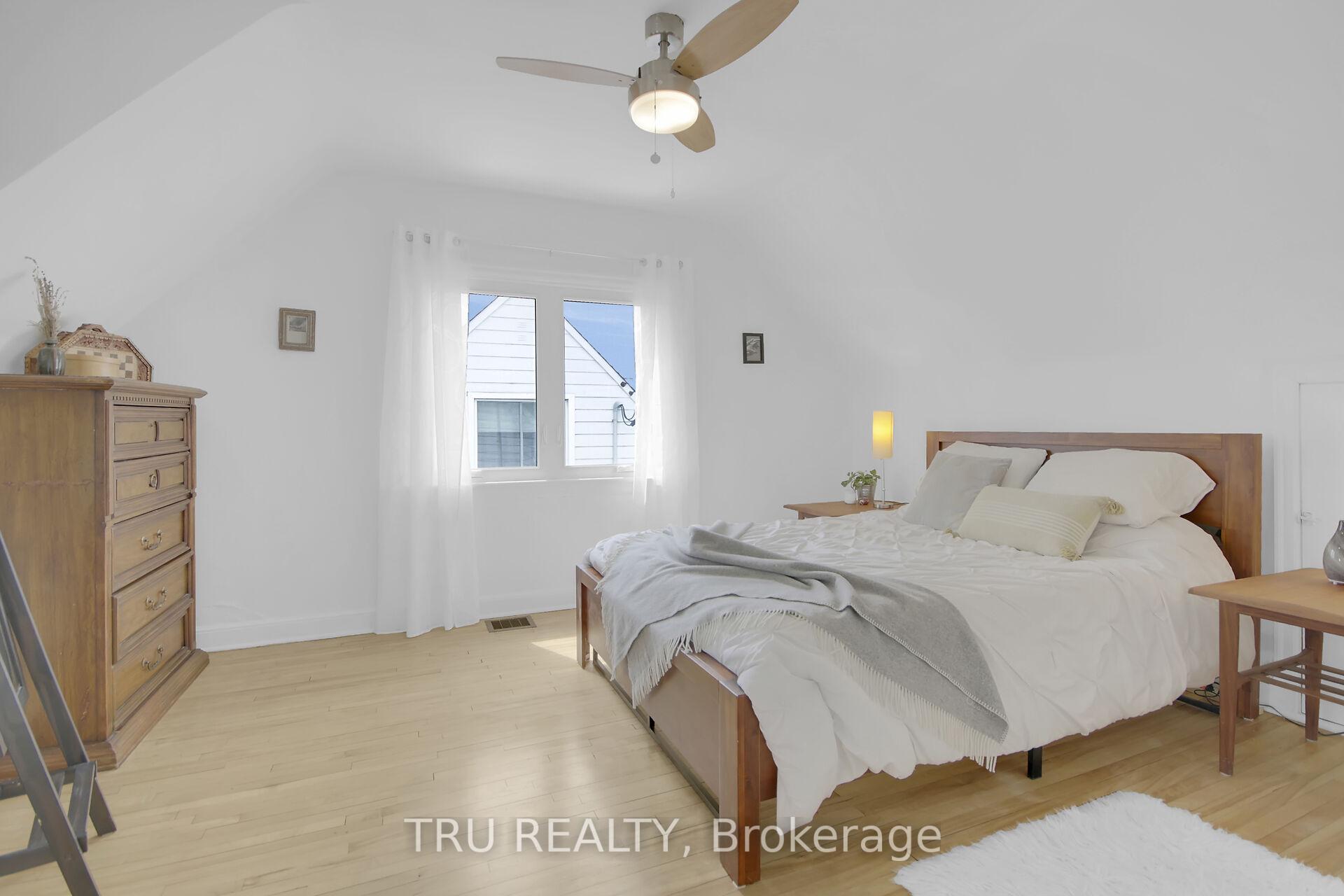 Photo 20 of 1311 Laperriere Avenue, Ottawa, Carlington — HOMEH