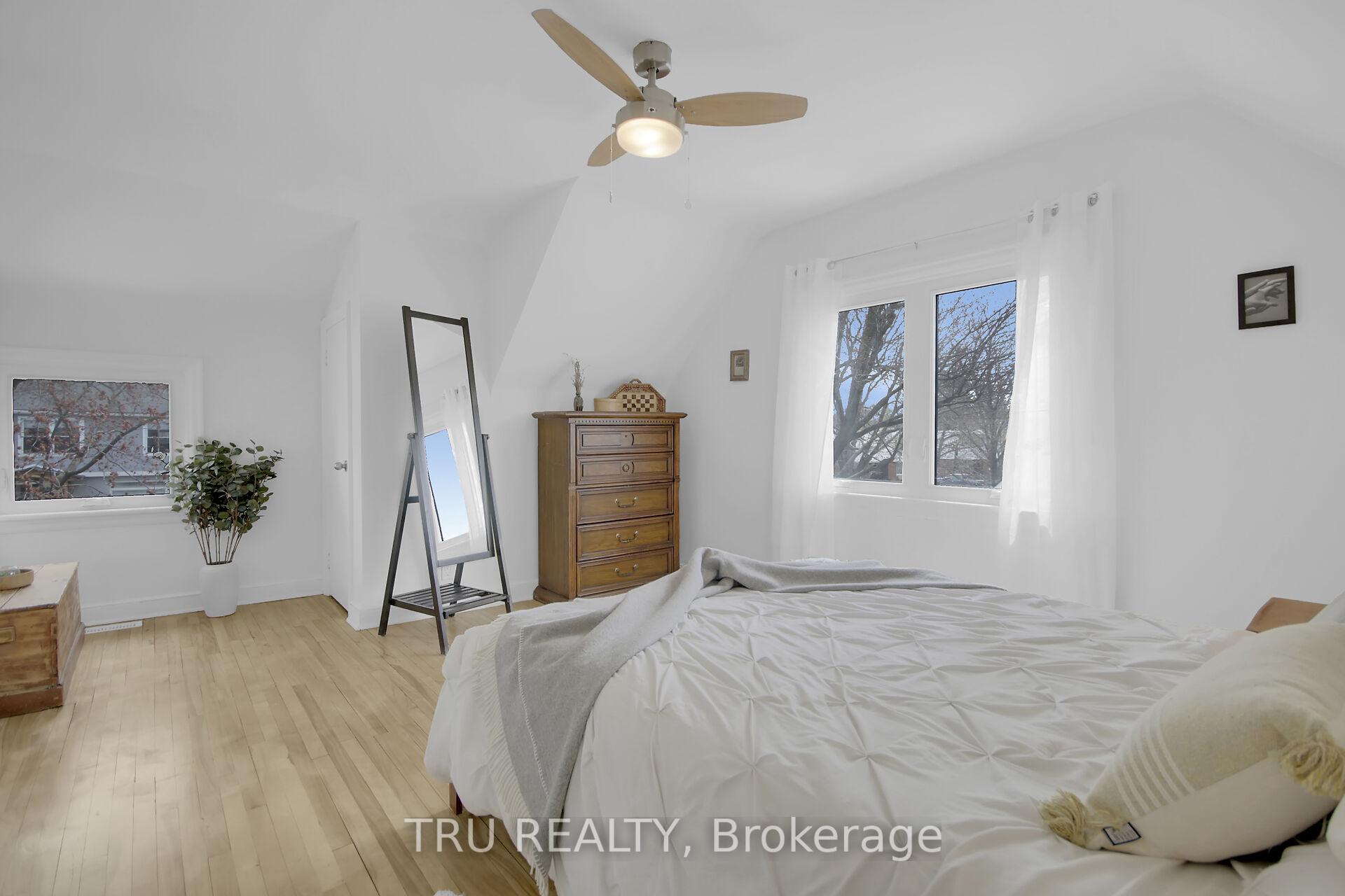 Photo 21 of 1311 Laperriere Avenue, Ottawa, Carlington — HOMEH