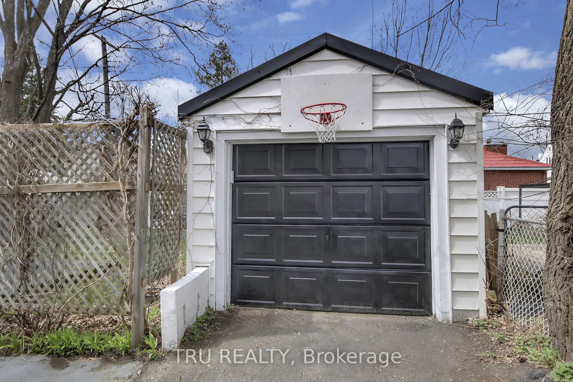 Photo 39 of 1311 Laperriere Avenue, Ottawa, Carlington — HOMEH
