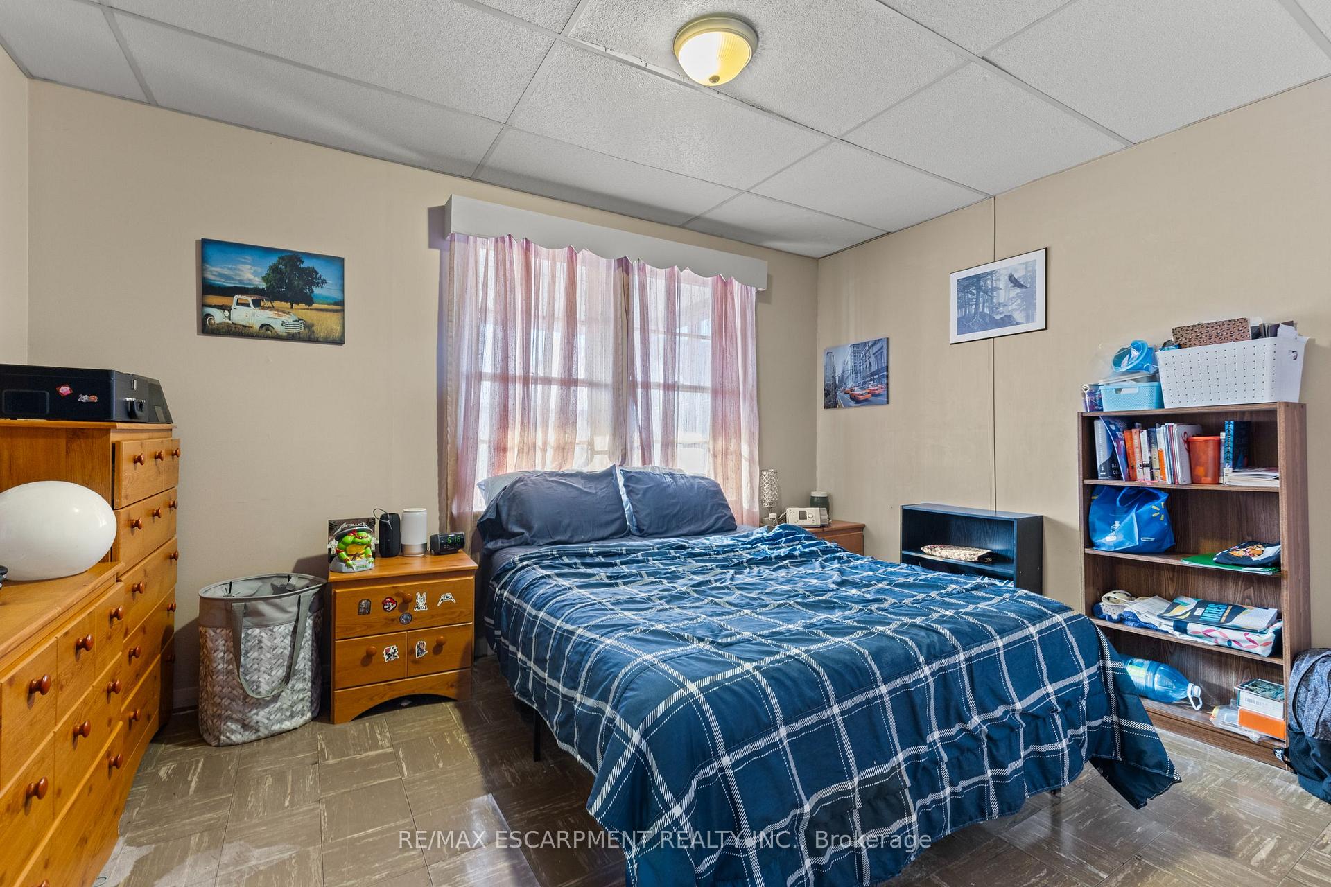 Photo 19 of 30 Frederick Avenue, Hamilton, Crown Point — HOMEH