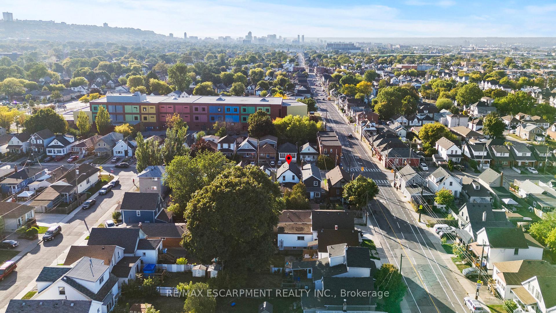 Photo 33 of 30 Frederick Avenue, Hamilton, Crown Point — HOMEH