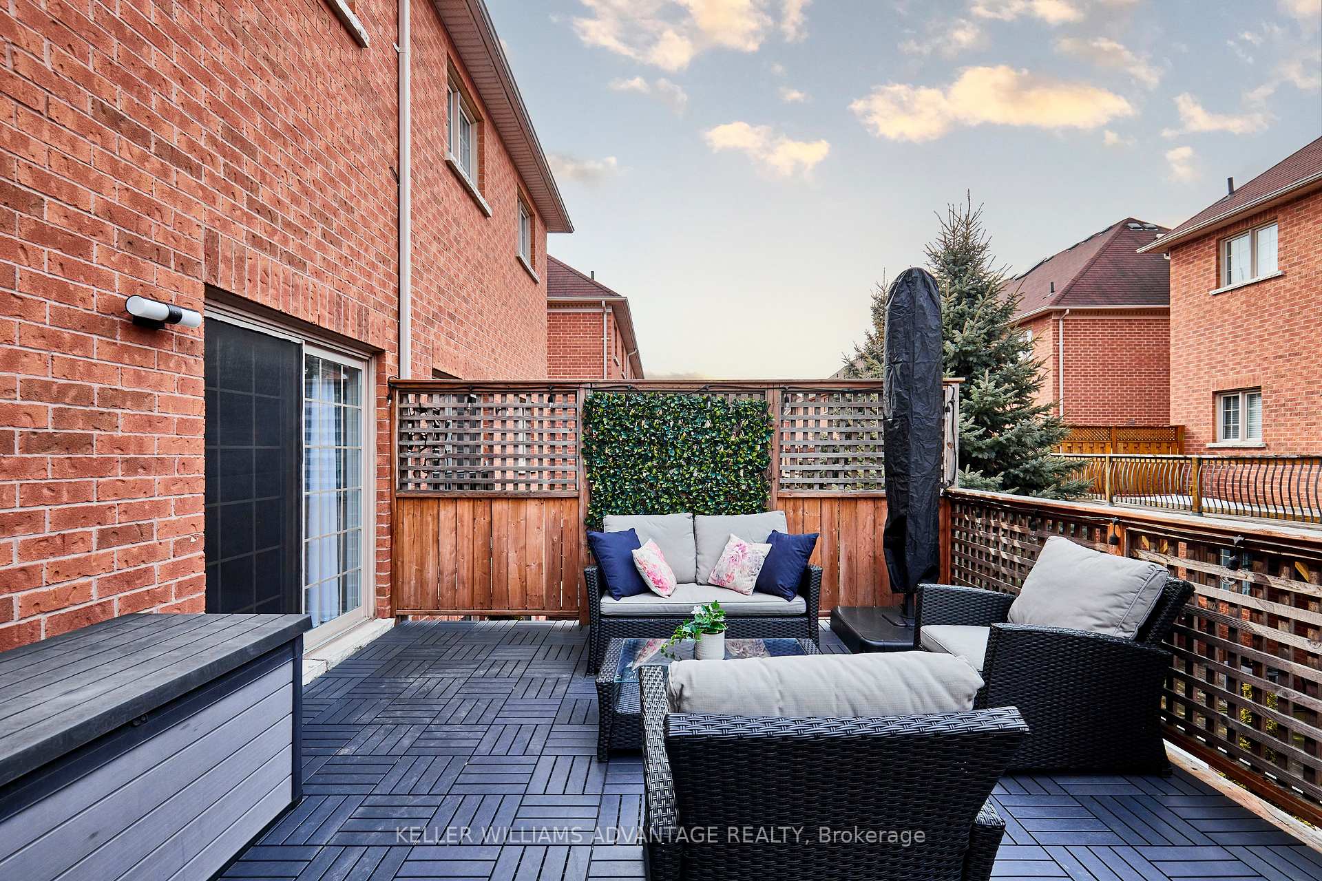 Photo 15 of 16 Isaac Devins Avenue, Vaughan, East Woodbridge — HOMEH