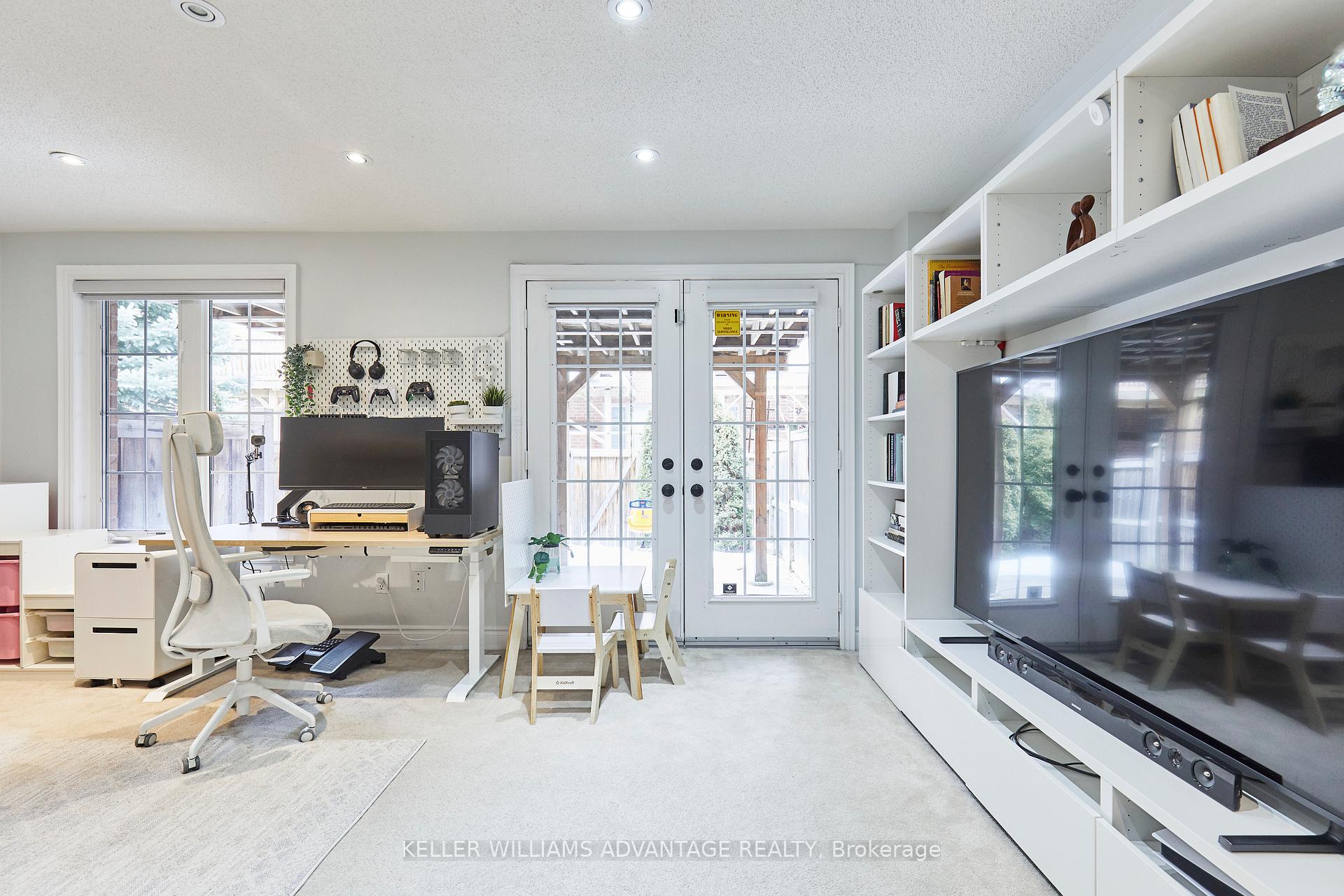 Photo 29 of 16 Isaac Devins Avenue, Vaughan, East Woodbridge — HOMEH