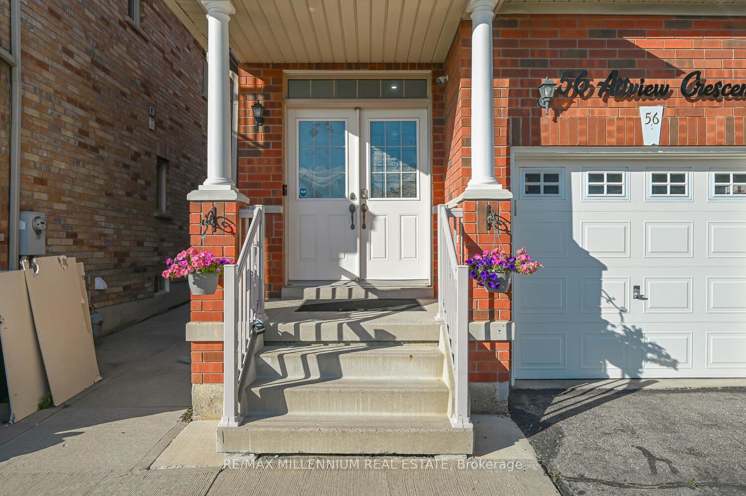 Photo 2 of 56 Attview Crescent, Brampton, Bram East — HOMEH