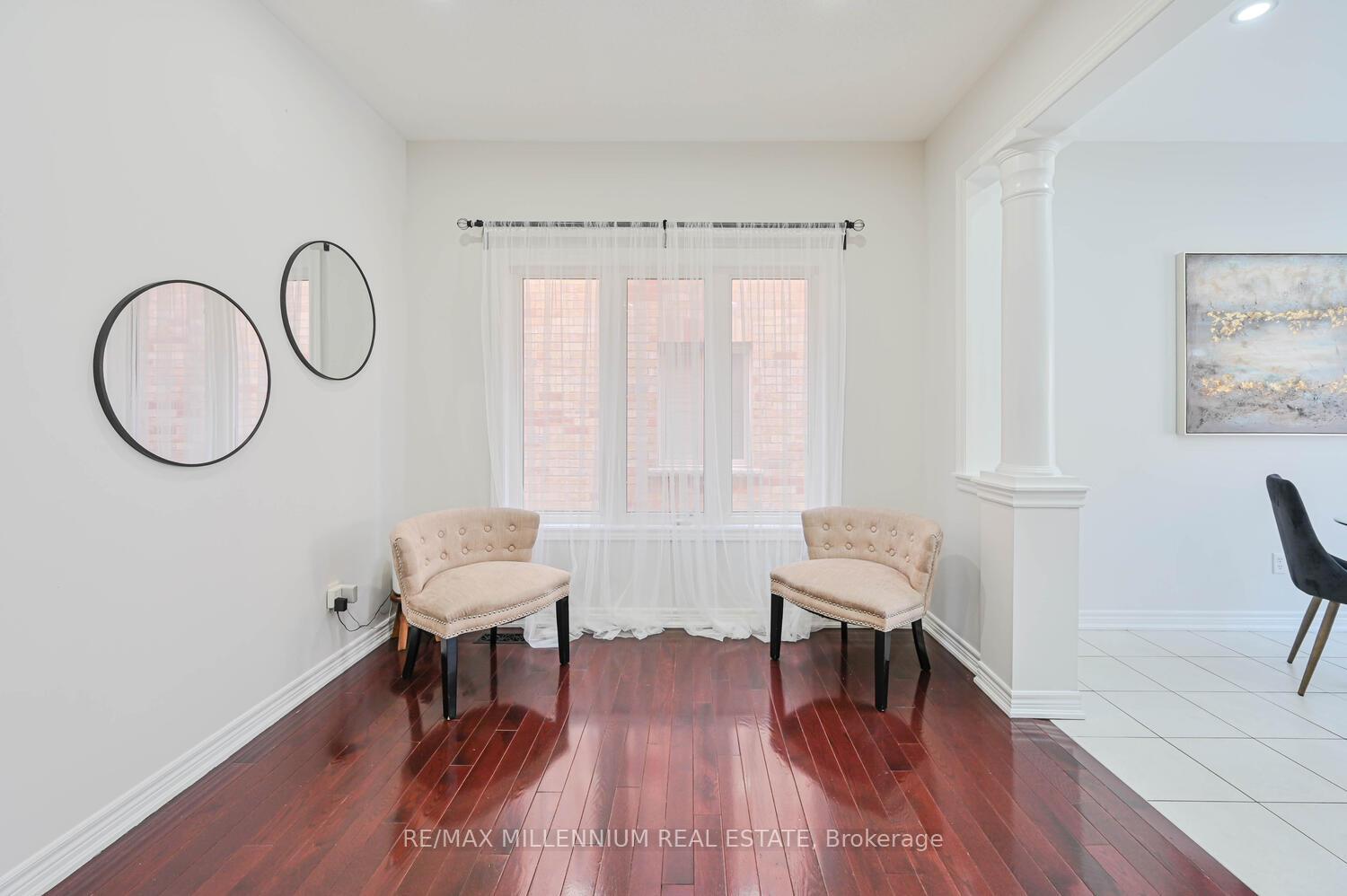 Photo 7 of 56 Attview Crescent, Brampton, Bram East — HOMEH