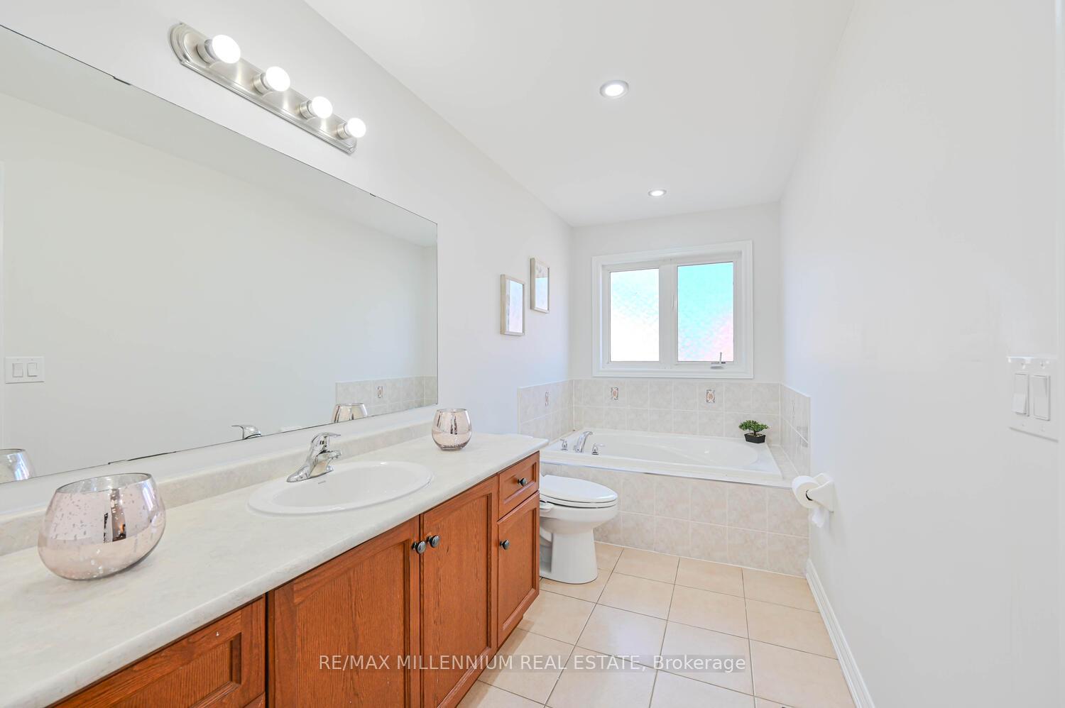 Photo 20 of 56 Attview Crescent, Brampton, Bram East — HOMEH