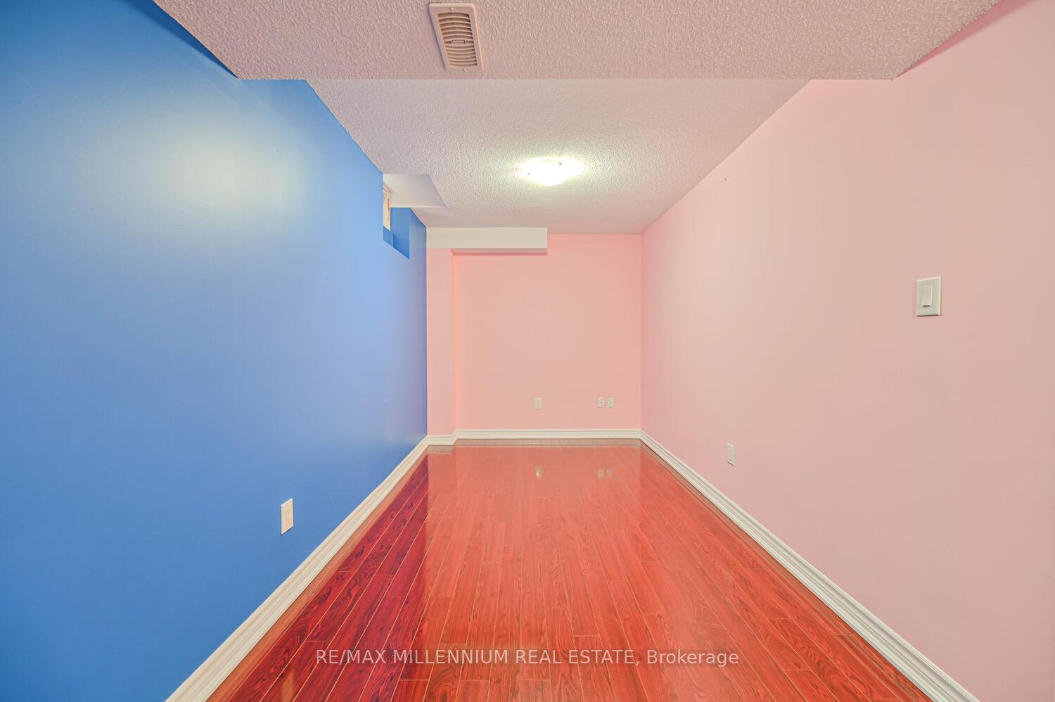 Photo 31 of 56 Attview Crescent, Brampton, Bram East — HOMEH