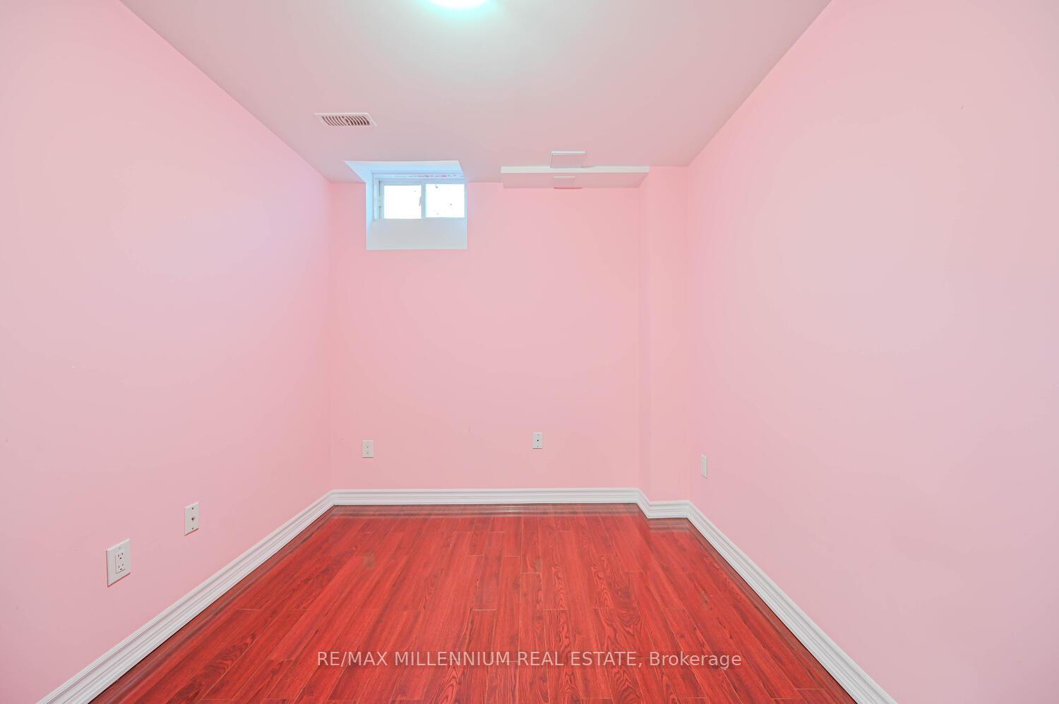 Photo 35 of 56 Attview Crescent, Brampton, Bram East — HOMEH