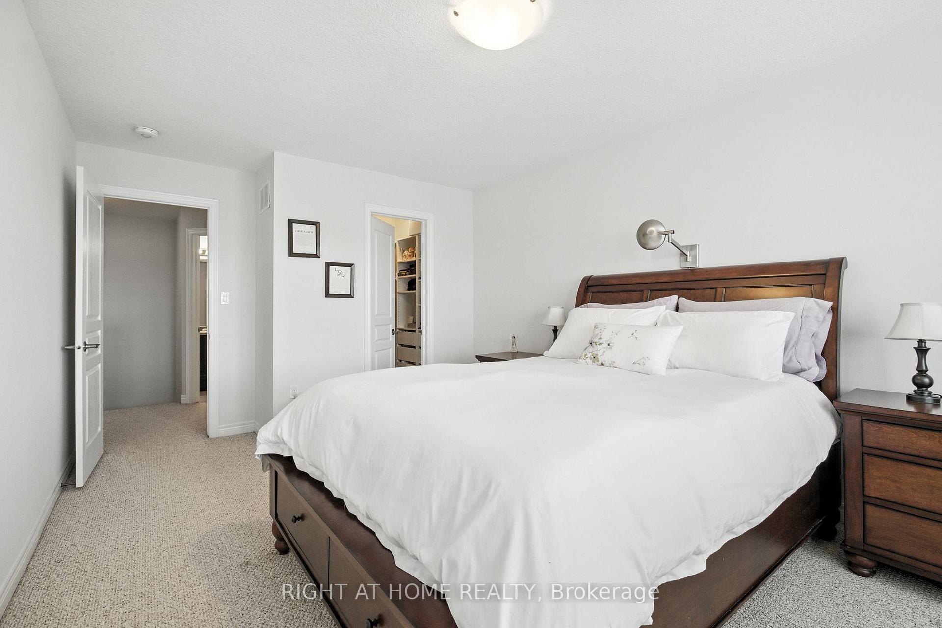 Photo 21 of 3 Bloom Crescent, Hamilton, Stoney Creek Mountain — HOMEH
