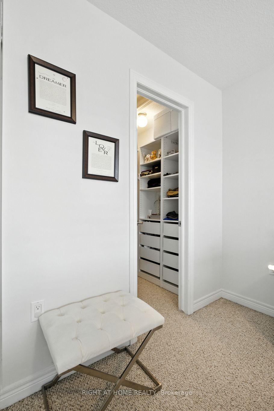 Photo 22 of 3 Bloom Crescent, Hamilton, Stoney Creek Mountain — HOMEH