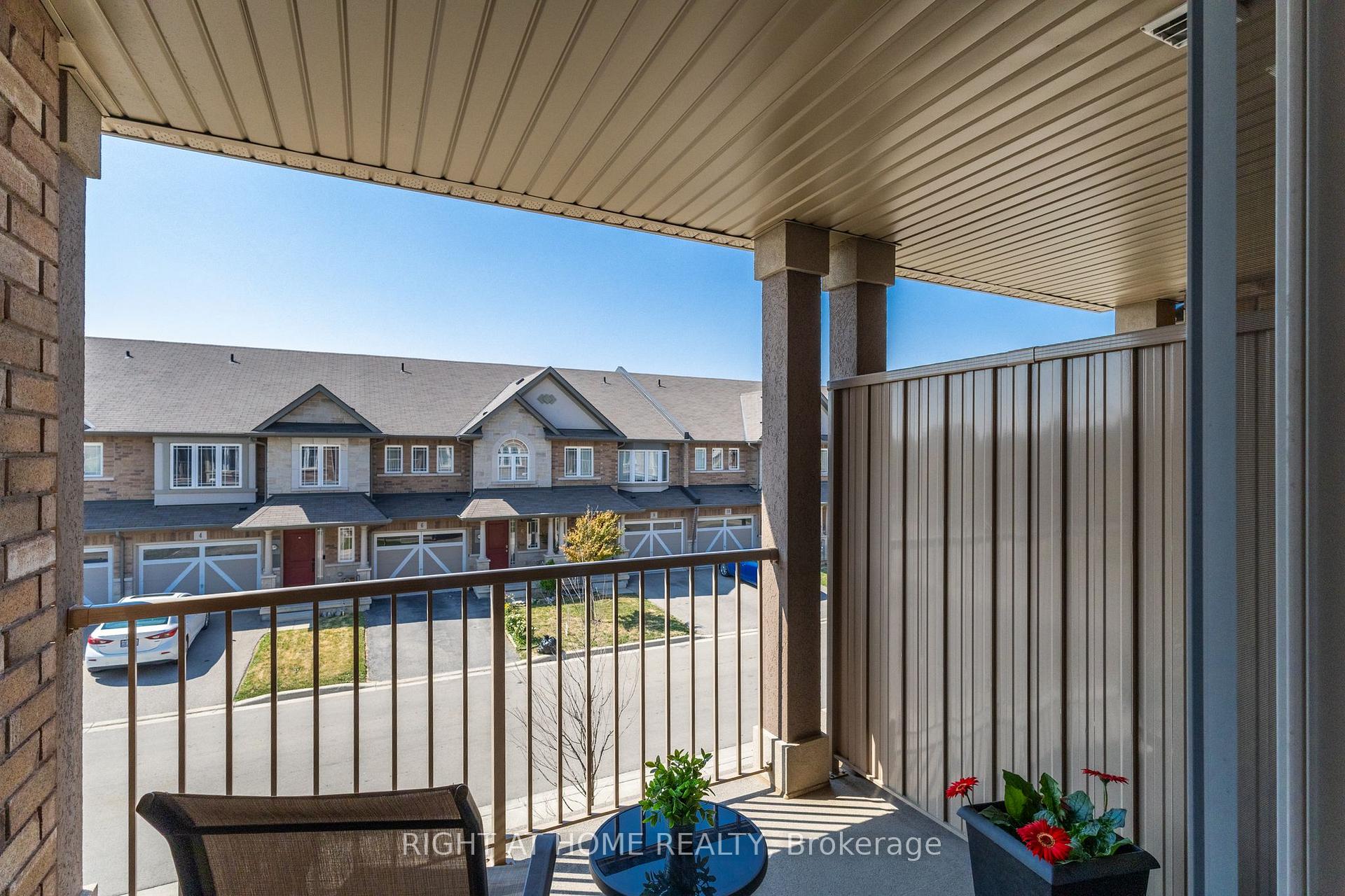 Photo 26 of 3 Bloom Crescent, Hamilton, Stoney Creek Mountain — HOMEH