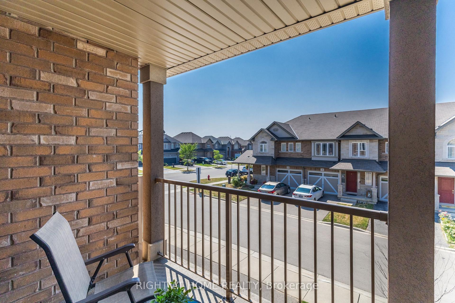 Photo 27 of 3 Bloom Crescent, Hamilton, Stoney Creek Mountain — HOMEH