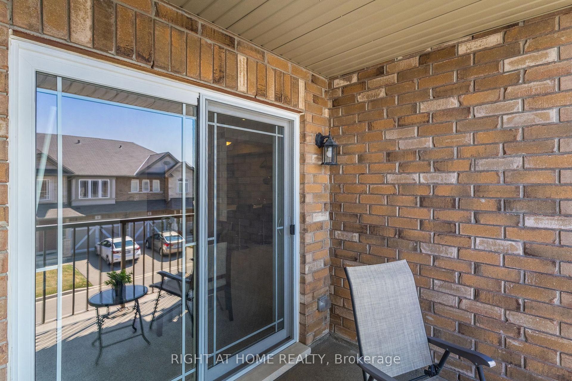 Photo 28 of 3 Bloom Crescent, Hamilton, Stoney Creek Mountain — HOMEH