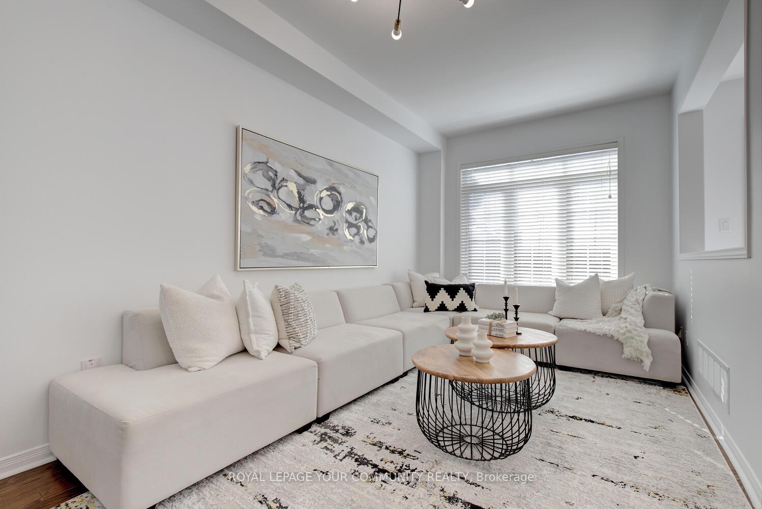 Photo 14 of 2 Catalpa Crescent, Vaughan, Patterson — HOMEH