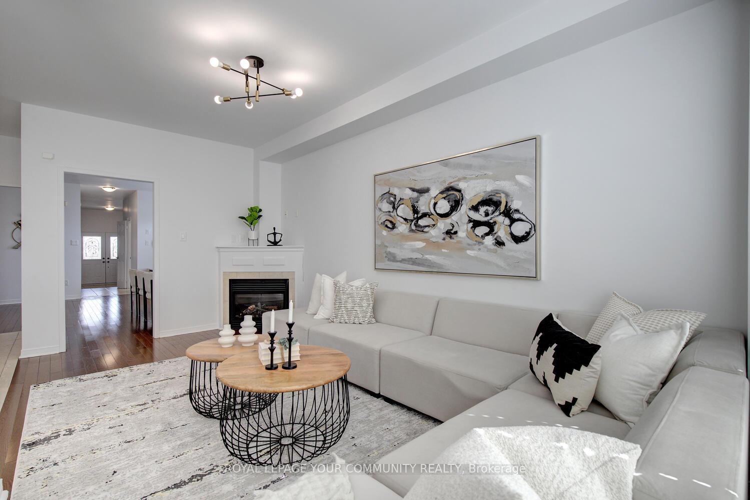 Photo 15 of 2 Catalpa Crescent, Vaughan, Patterson — HOMEH
