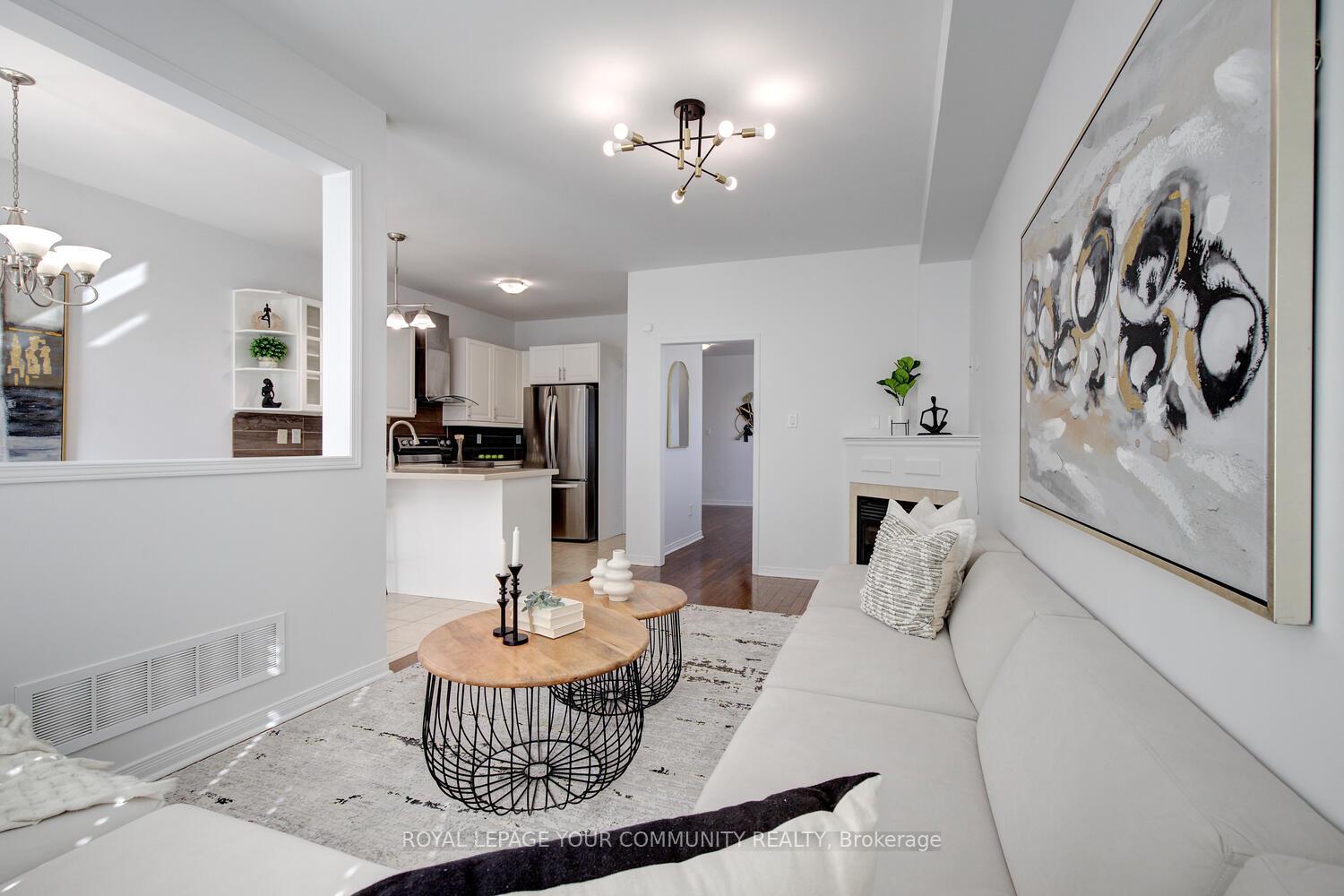 Photo 16 of 2 Catalpa Crescent, Vaughan, Patterson — HOMEH