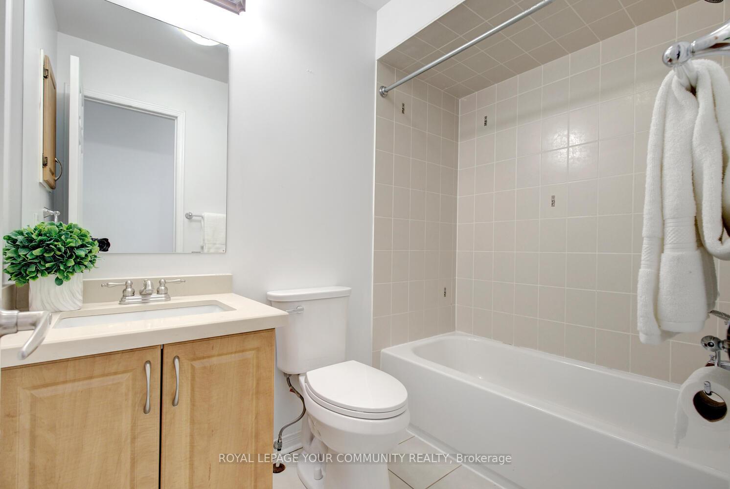 Photo 36 of 2 Catalpa Crescent, Vaughan, Patterson — HOMEH