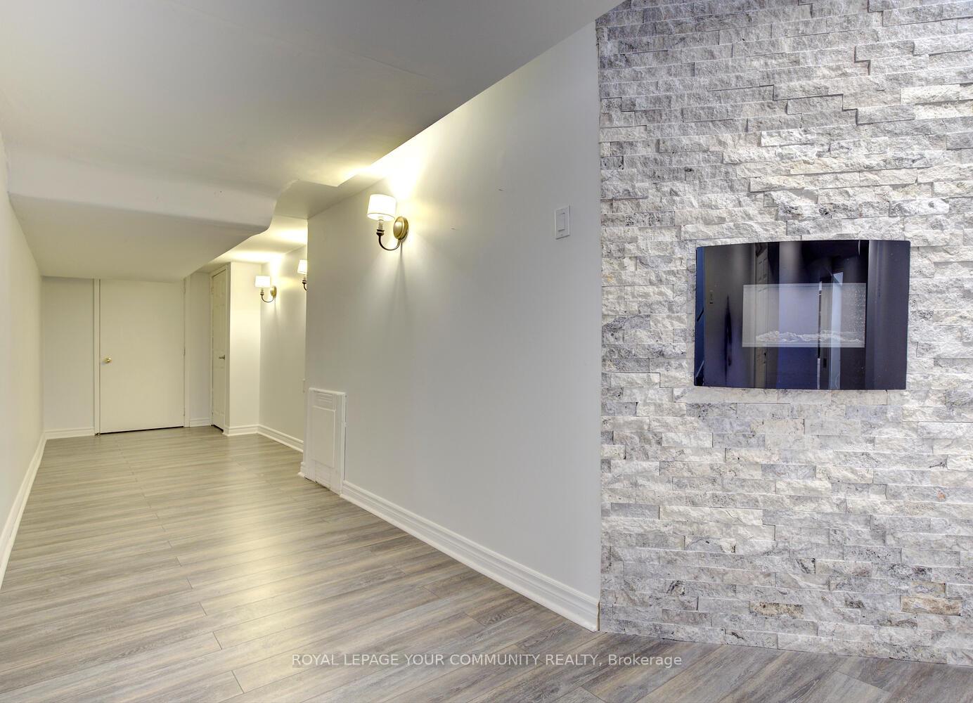 Photo 41 of 2 Catalpa Crescent, Vaughan, Patterson — HOMEH