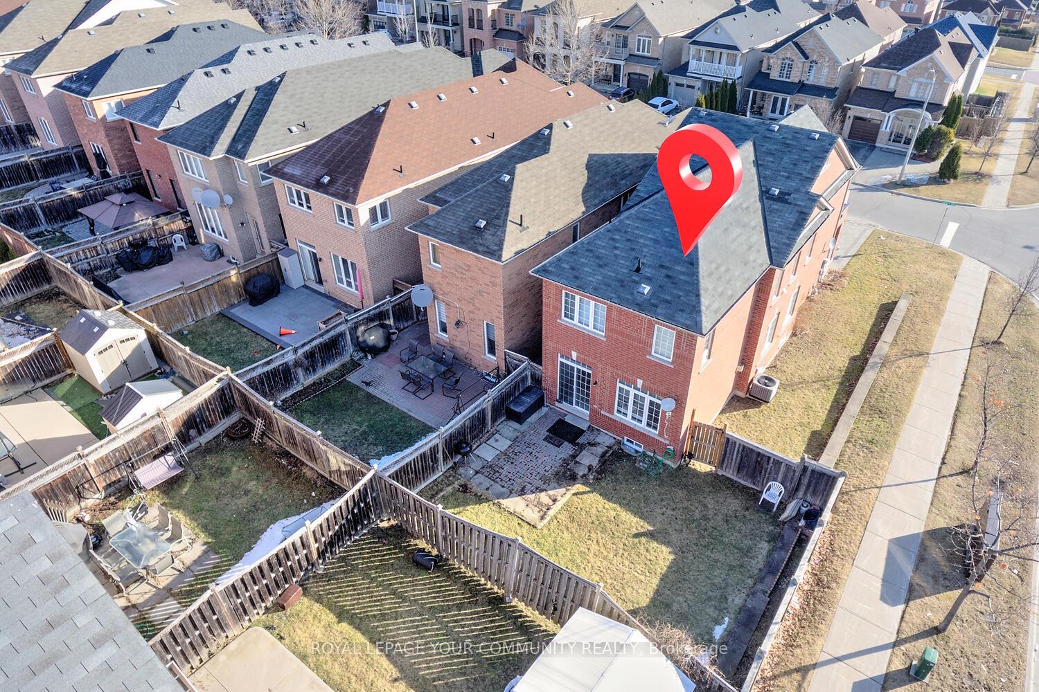 Photo 46 of 2 Catalpa Crescent, Vaughan, Patterson — HOMEH