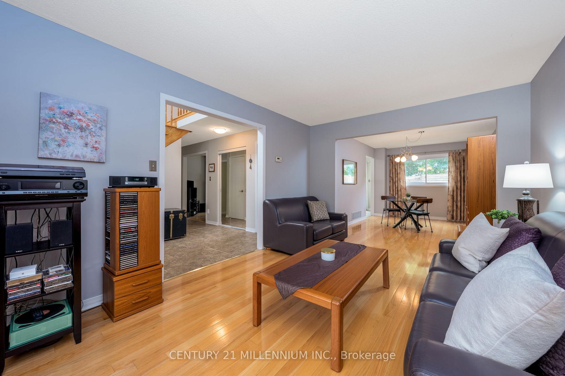 Photo 8 of 116 Wexford Road, Brampton, Heart Lake West — HOMEH