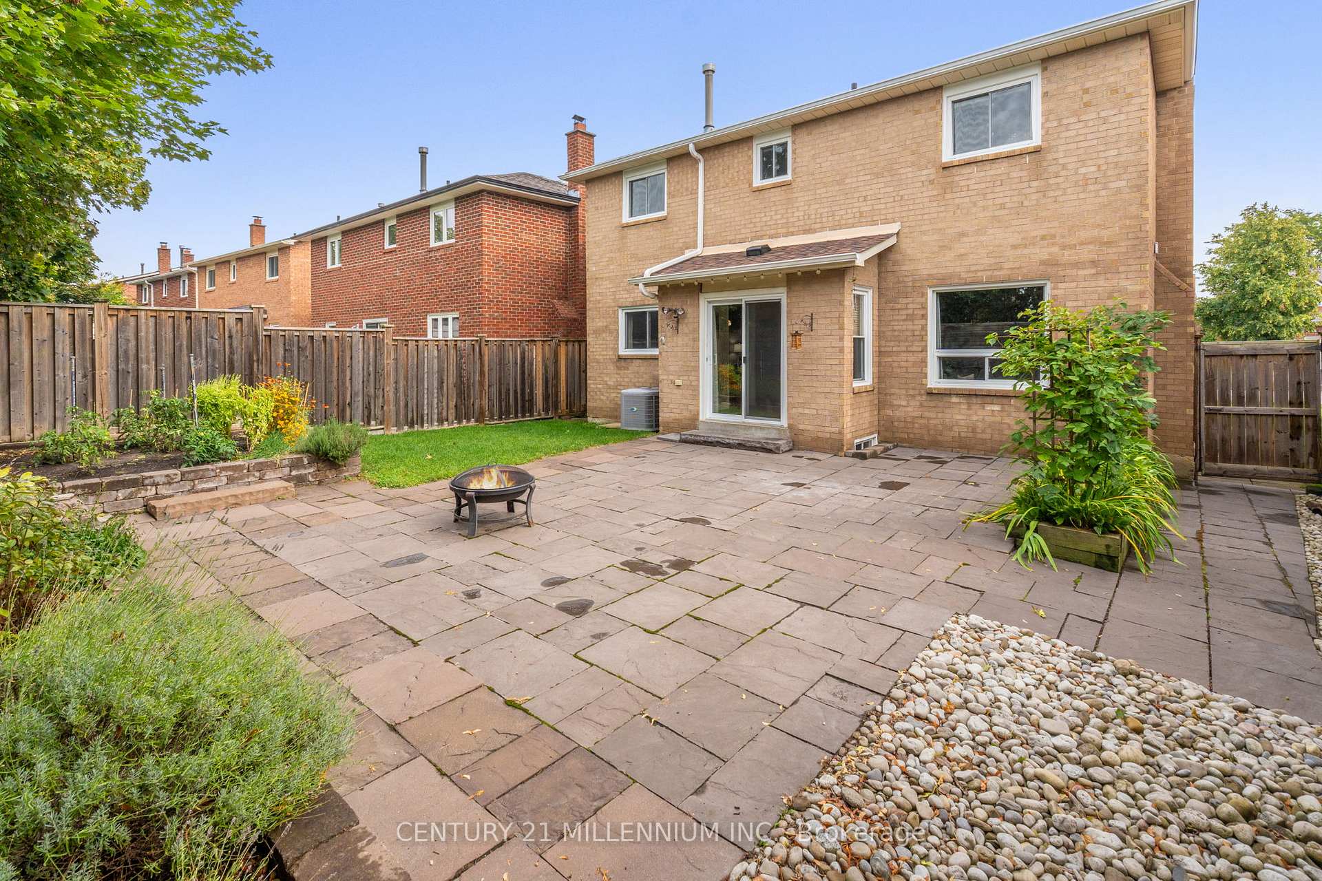 Photo 28 of 116 Wexford Road, Brampton, Heart Lake West — HOMEH