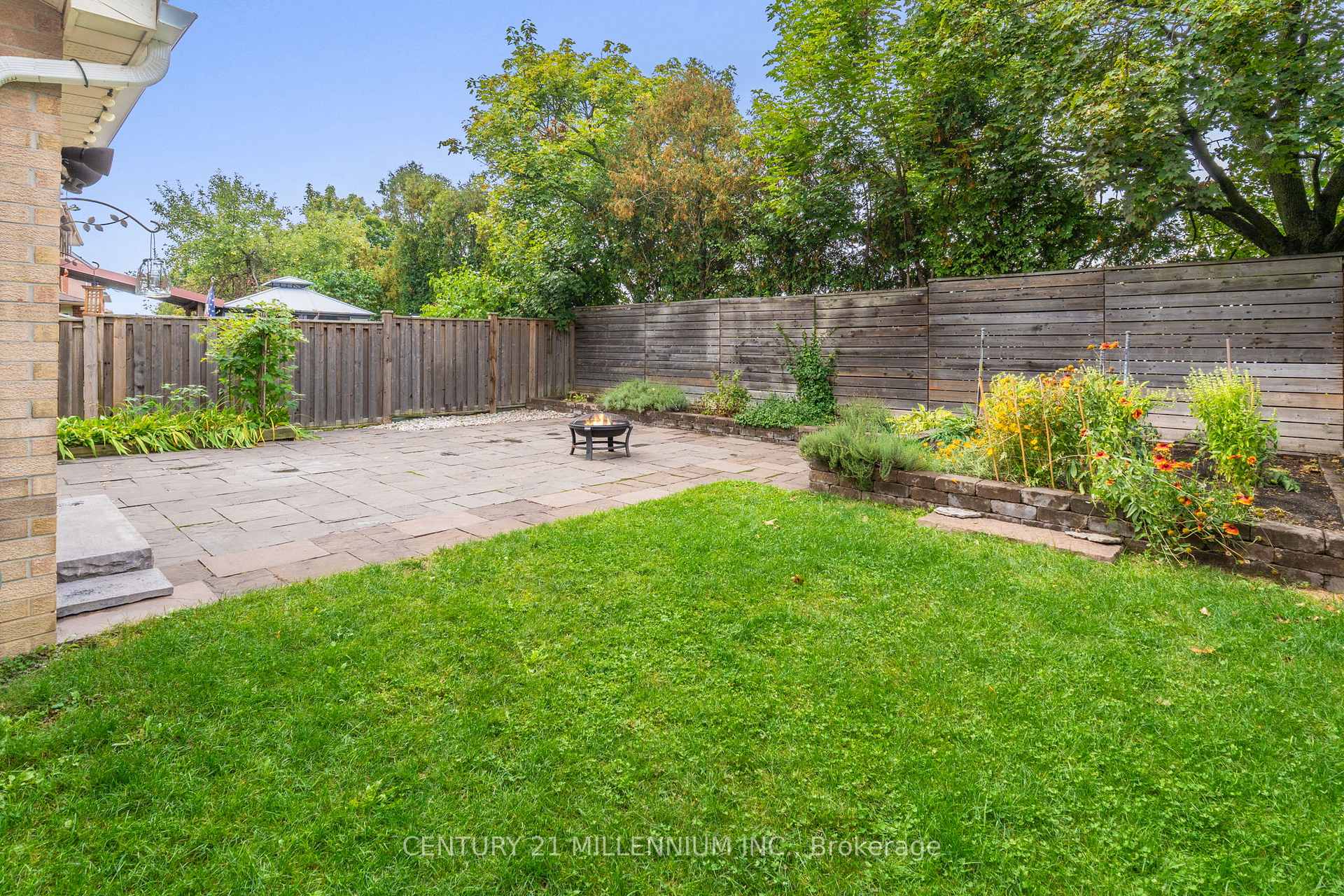Photo 30 of 116 Wexford Road, Brampton, Heart Lake West — HOMEH