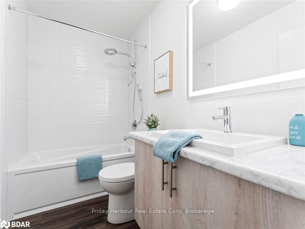 Photo 18 of 28 Rainwater Drive, Barrie, Holly — HOMEH