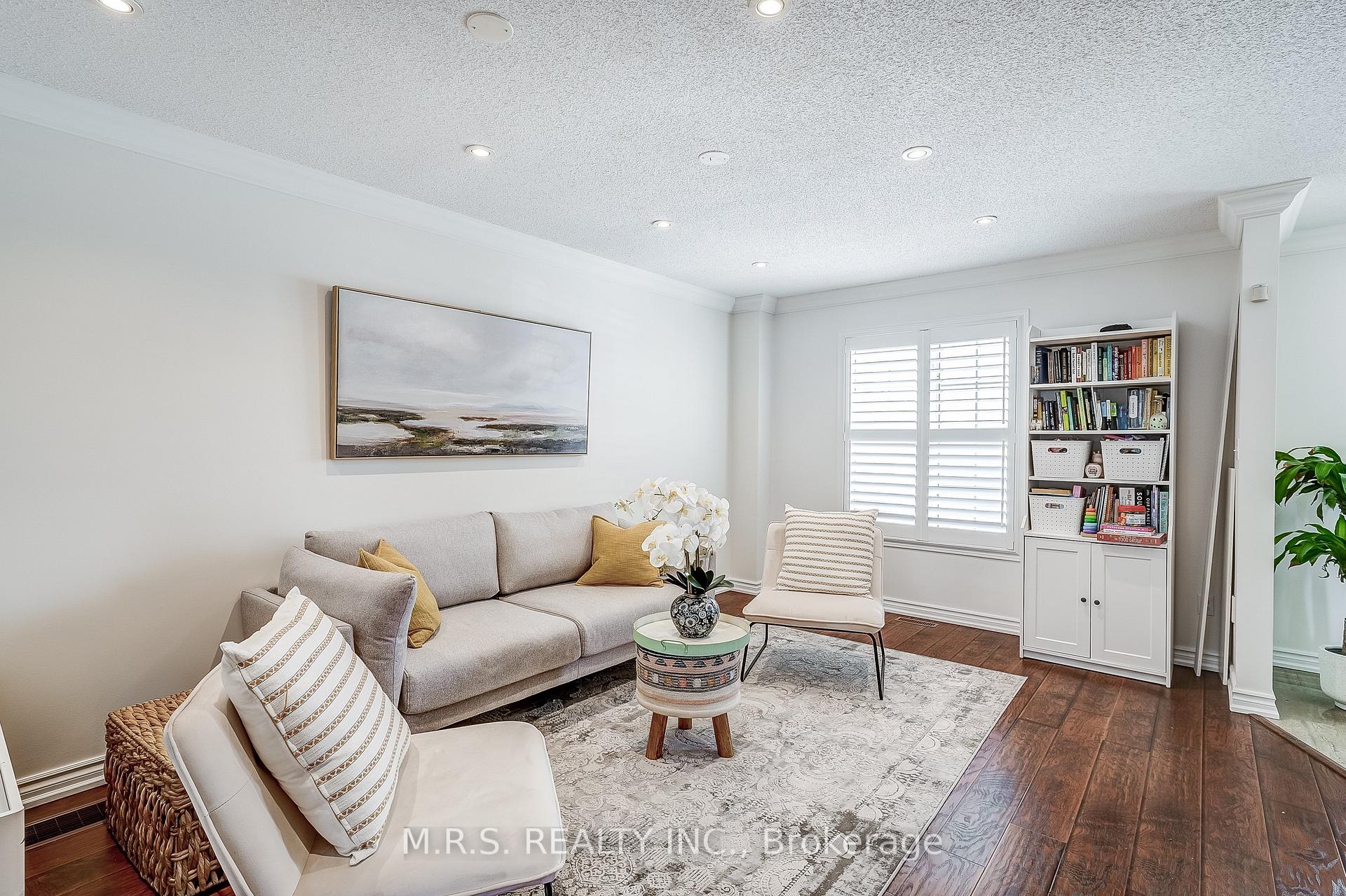 Photo 5 of 602 Napa Valley Avenue, Vaughan, Sonoma Heights — HOMEH