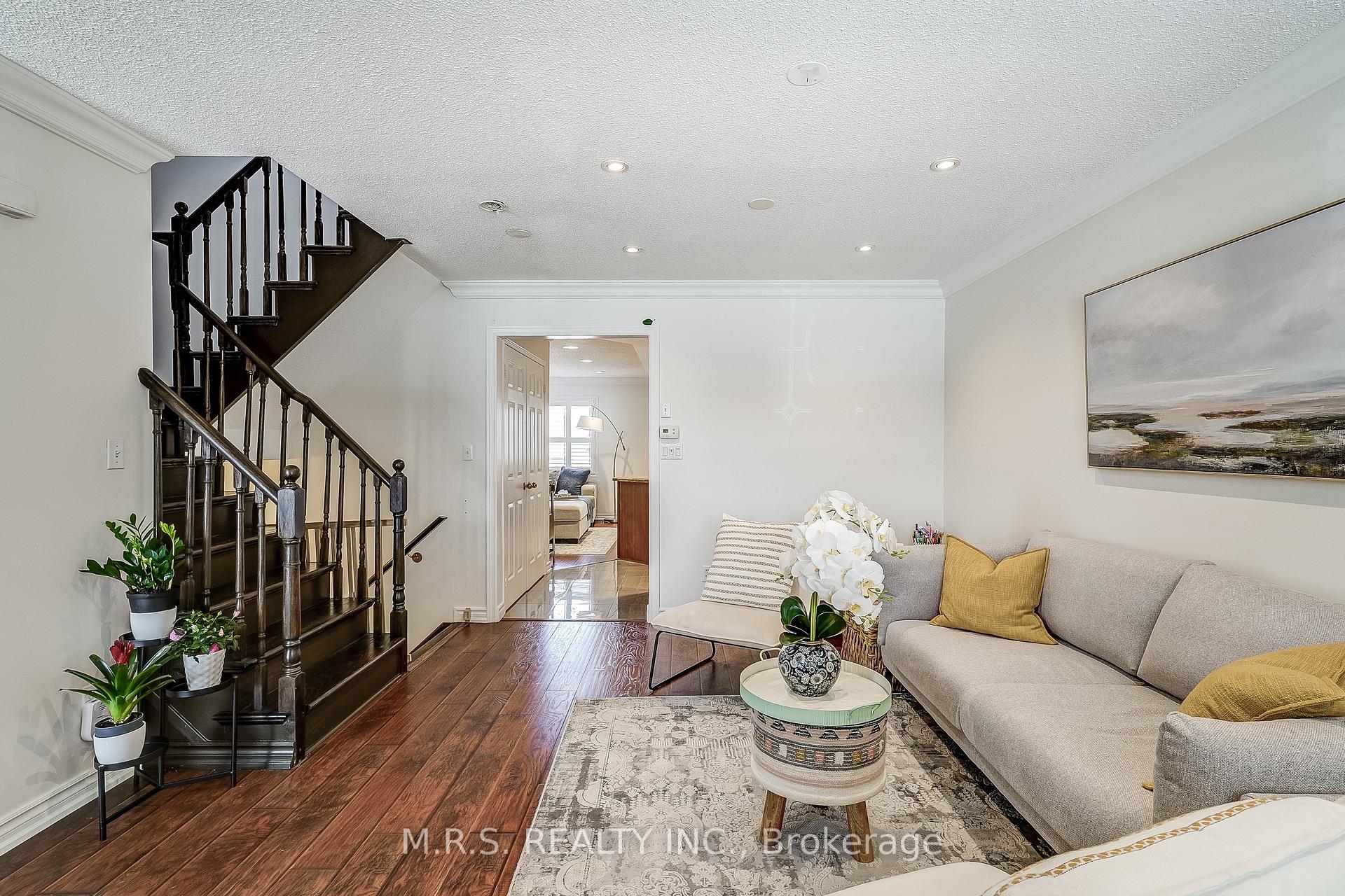 Photo 7 of 602 Napa Valley Avenue, Vaughan, Sonoma Heights — HOMEH