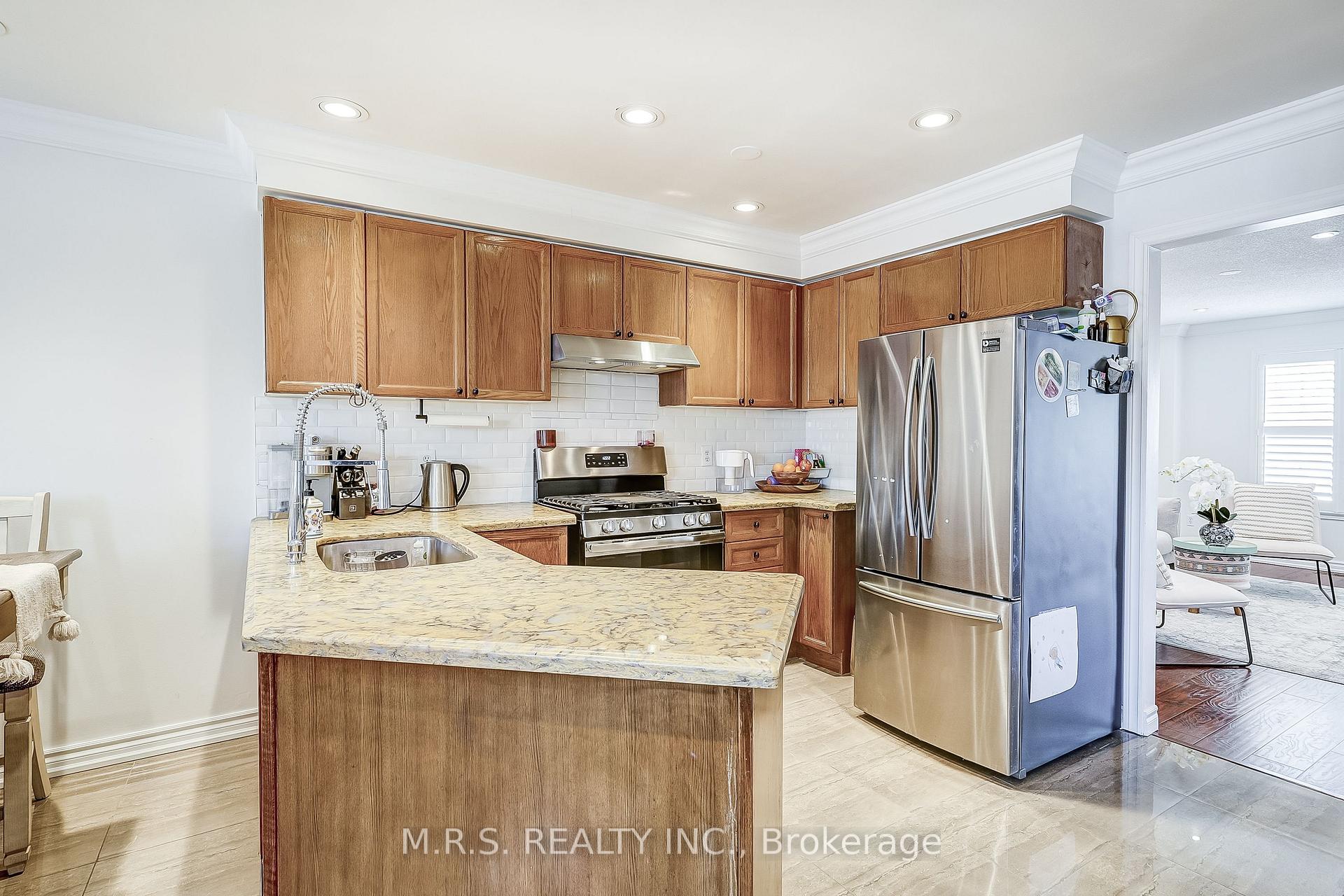 Photo 10 of 602 Napa Valley Avenue, Vaughan, Sonoma Heights — HOMEH