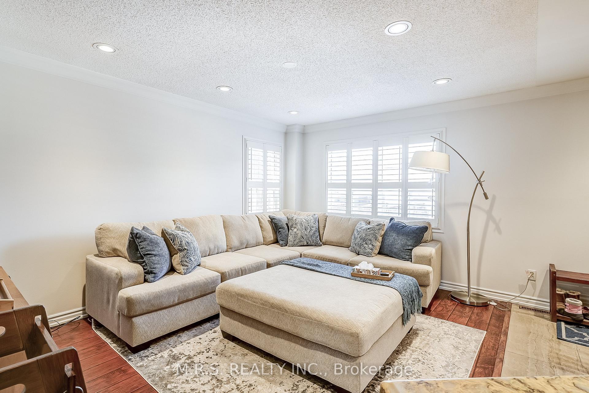 Photo 12 of 602 Napa Valley Avenue, Vaughan, Sonoma Heights — HOMEH