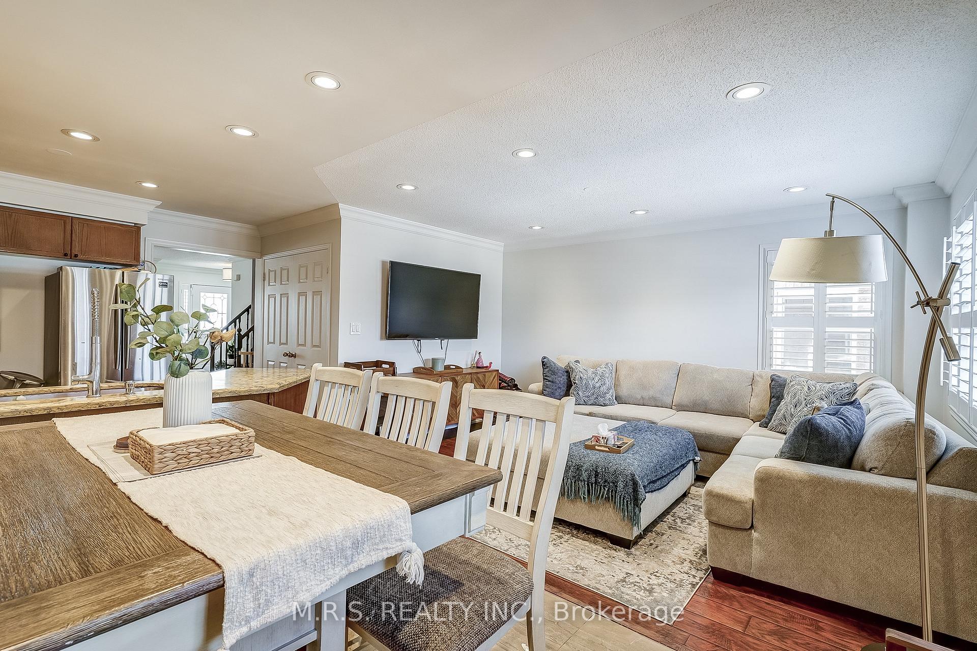 Photo 15 of 602 Napa Valley Avenue, Vaughan, Sonoma Heights — HOMEH