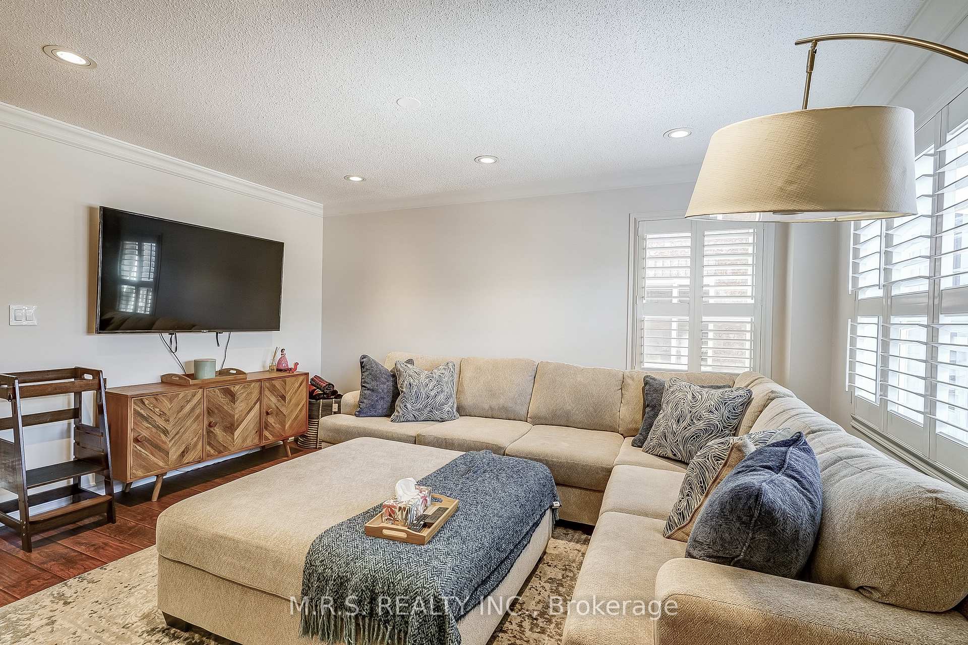 Photo 16 of 602 Napa Valley Avenue, Vaughan, Sonoma Heights — HOMEH