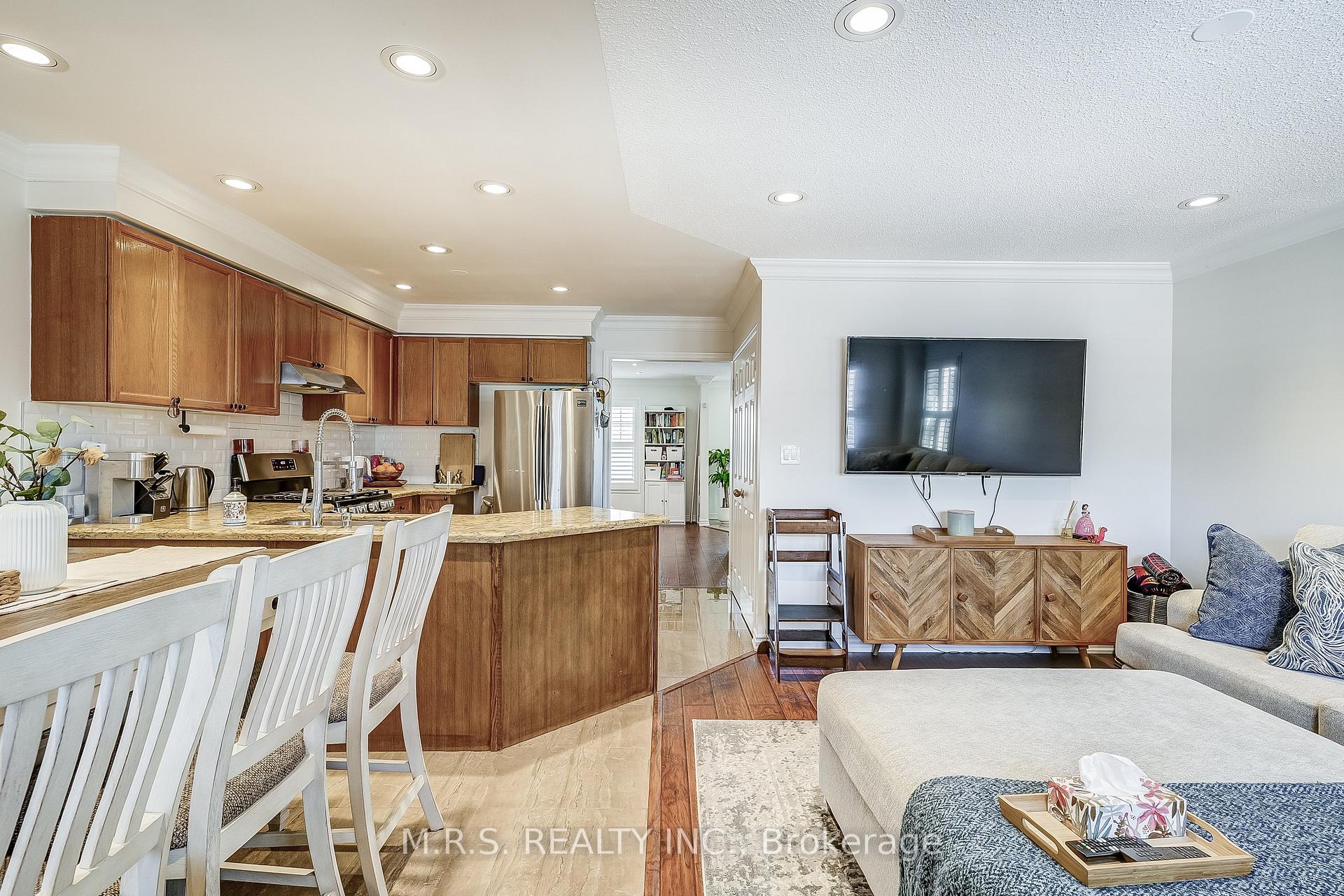 Photo 17 of 602 Napa Valley Avenue, Vaughan, Sonoma Heights — HOMEH