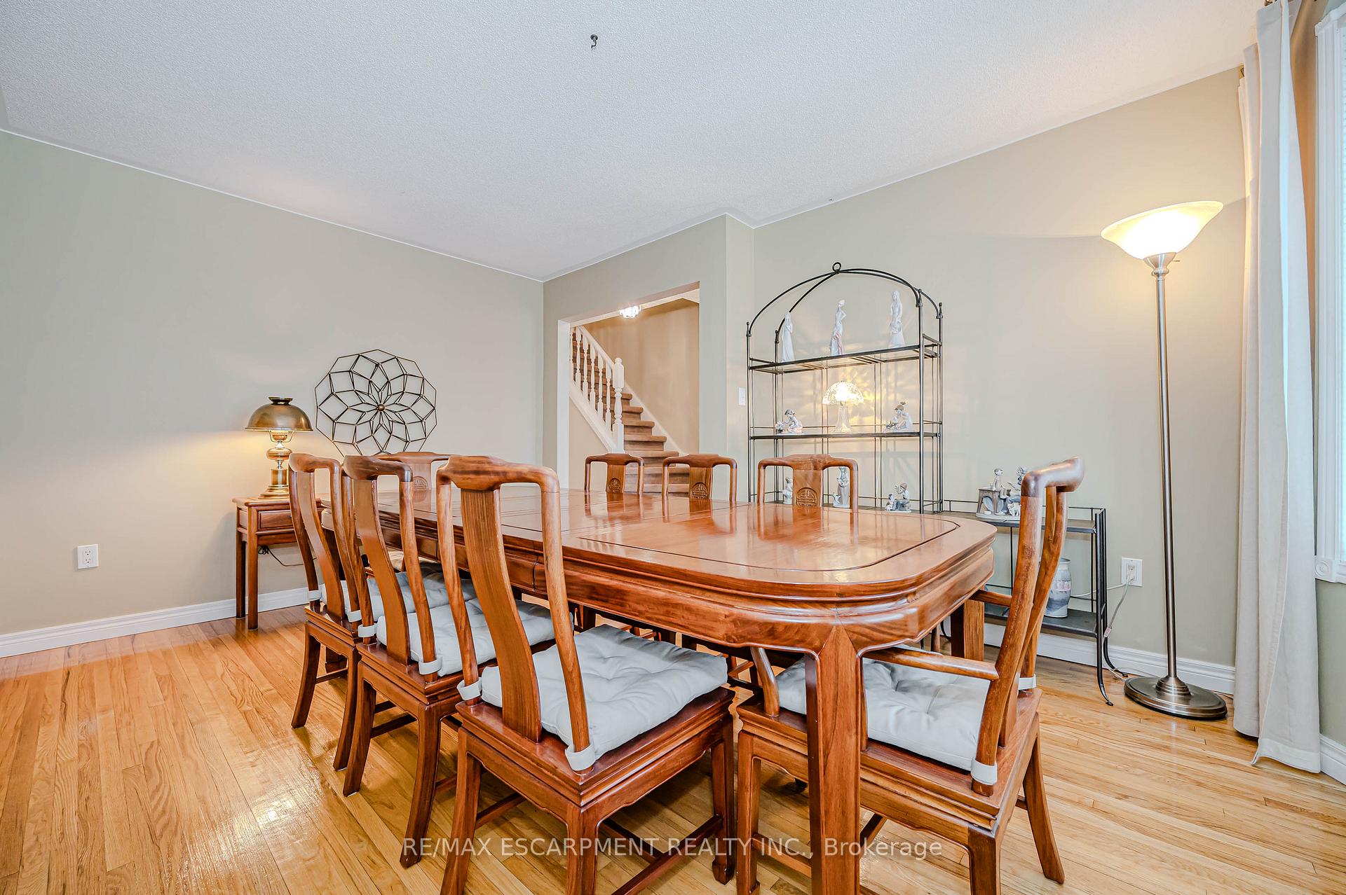 Photo 12 of 2187 Melissa Crescent, Burlington, Brant Hills — HOMEH