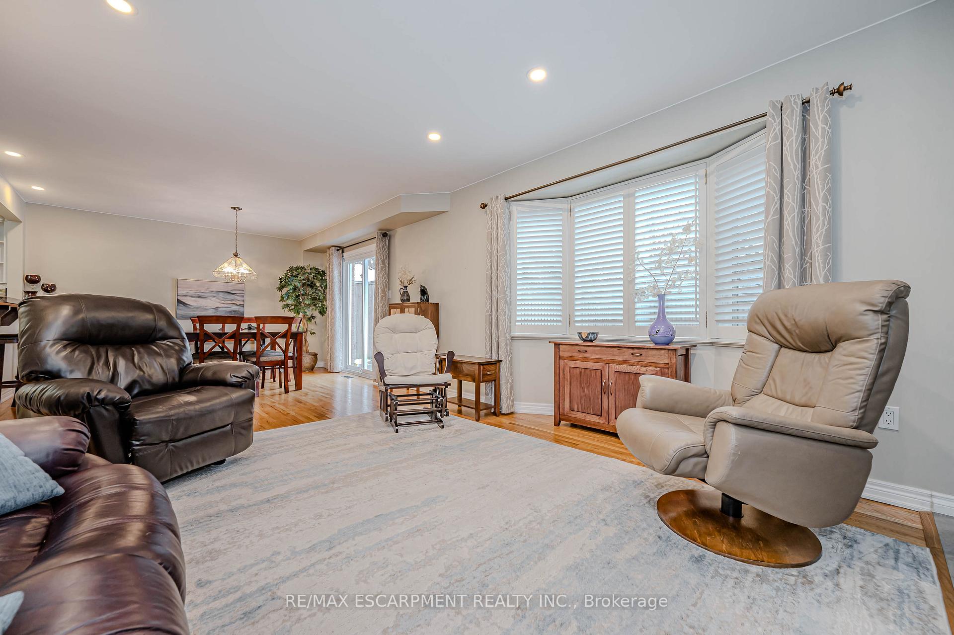 Photo 14 of 2187 Melissa Crescent, Burlington, Brant Hills — HOMEH